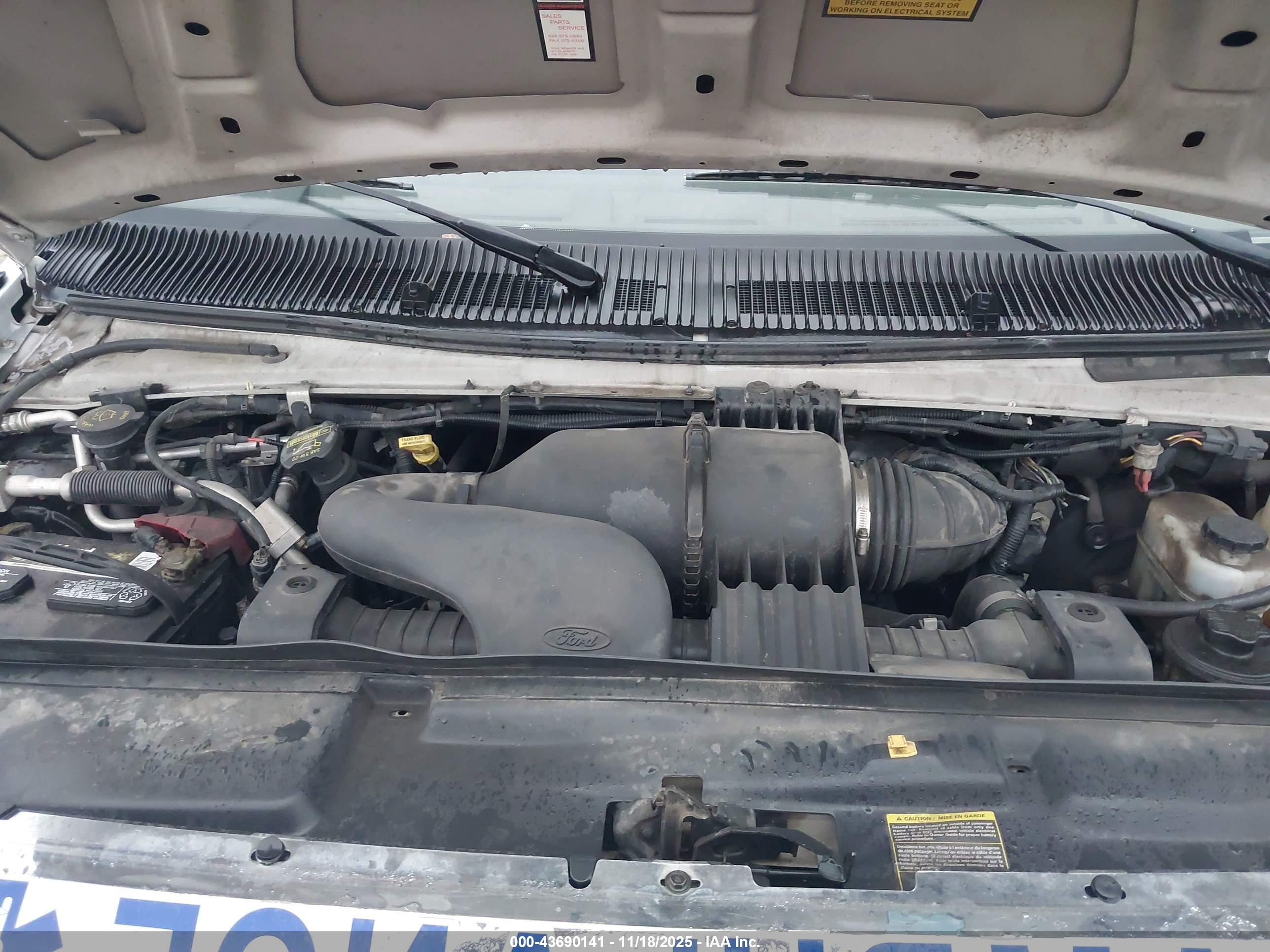 FORD E-350 image 10