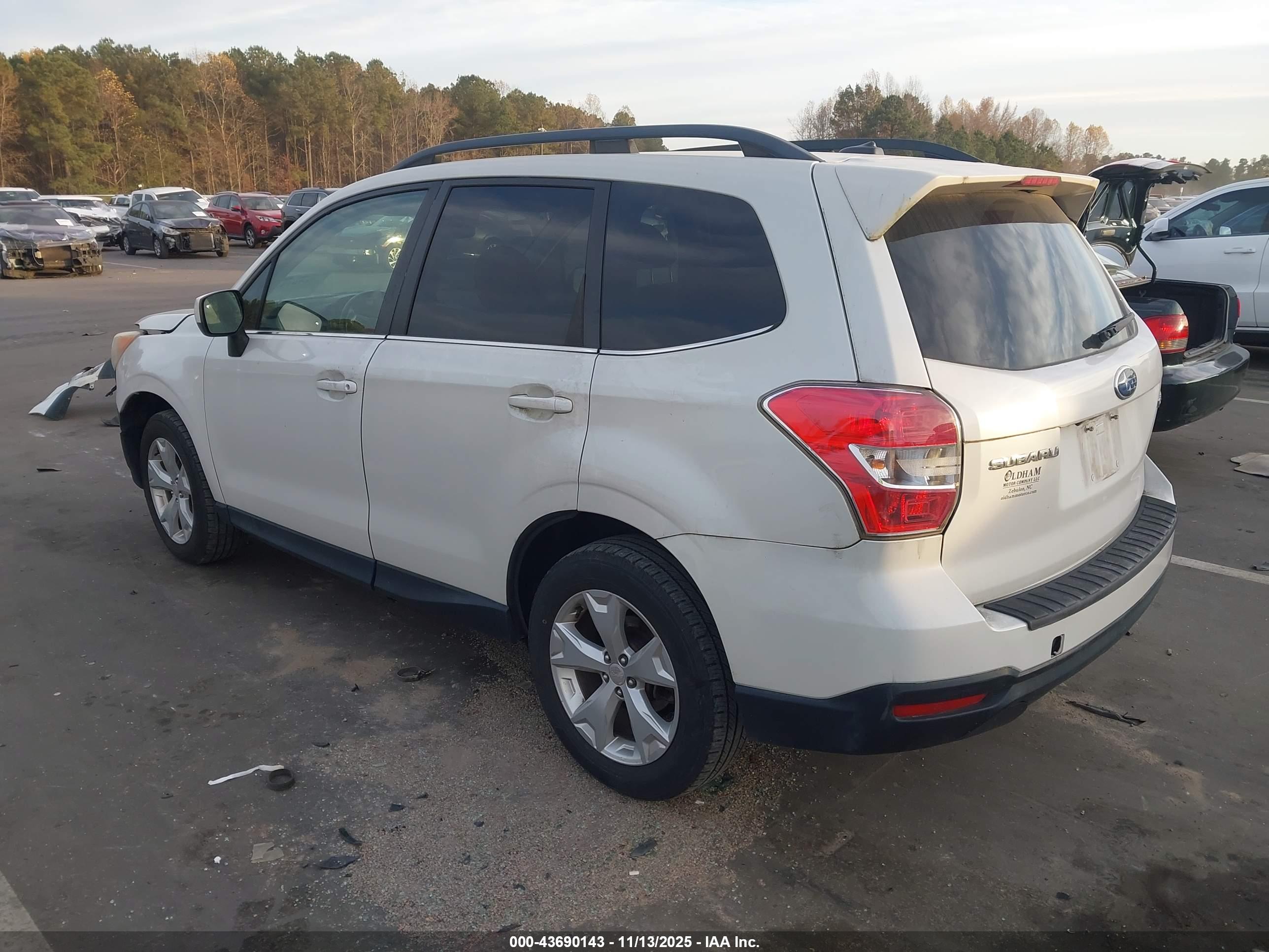 SUBARU FORESTER image 3