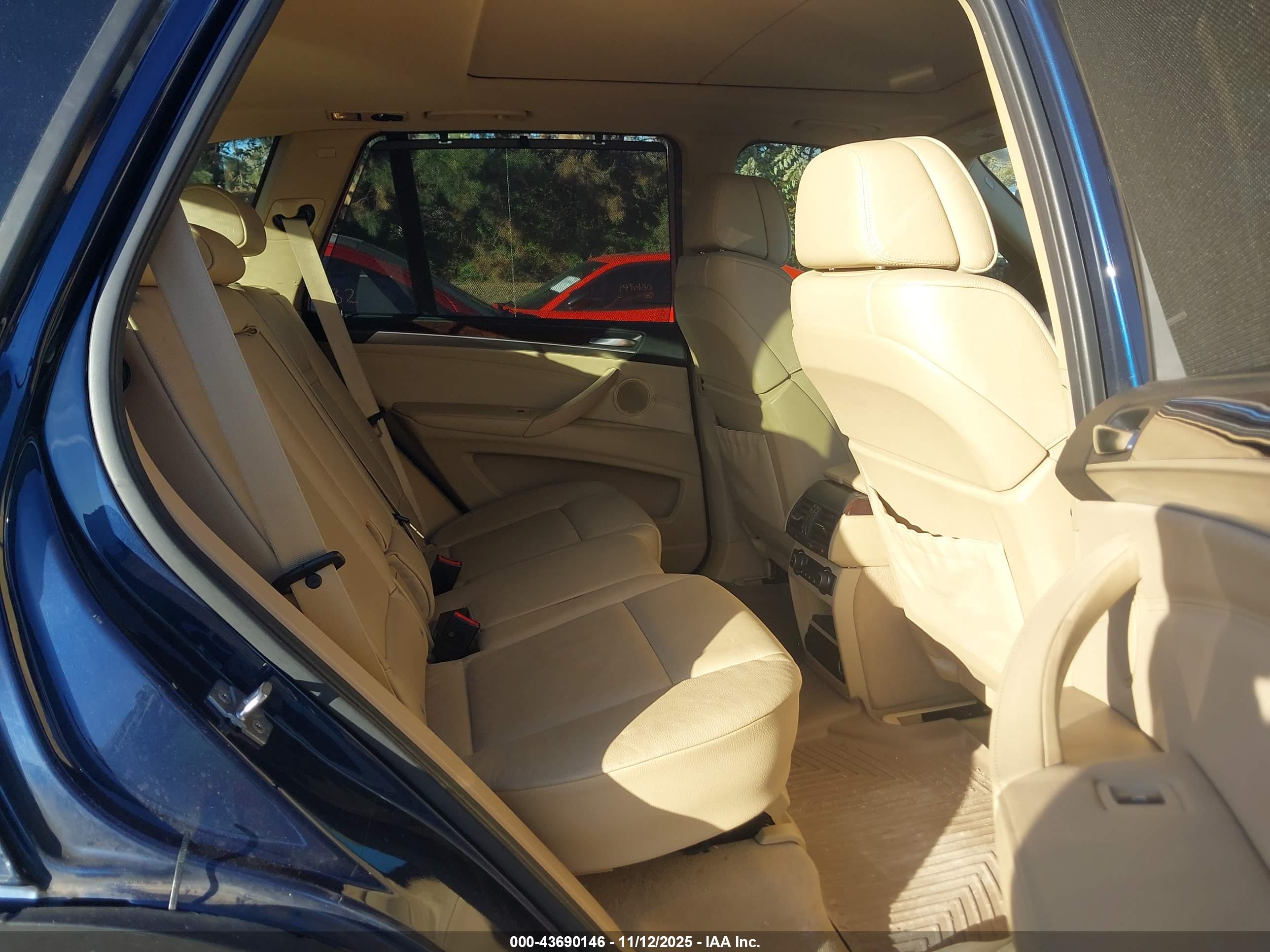 BMW X5 image 8
