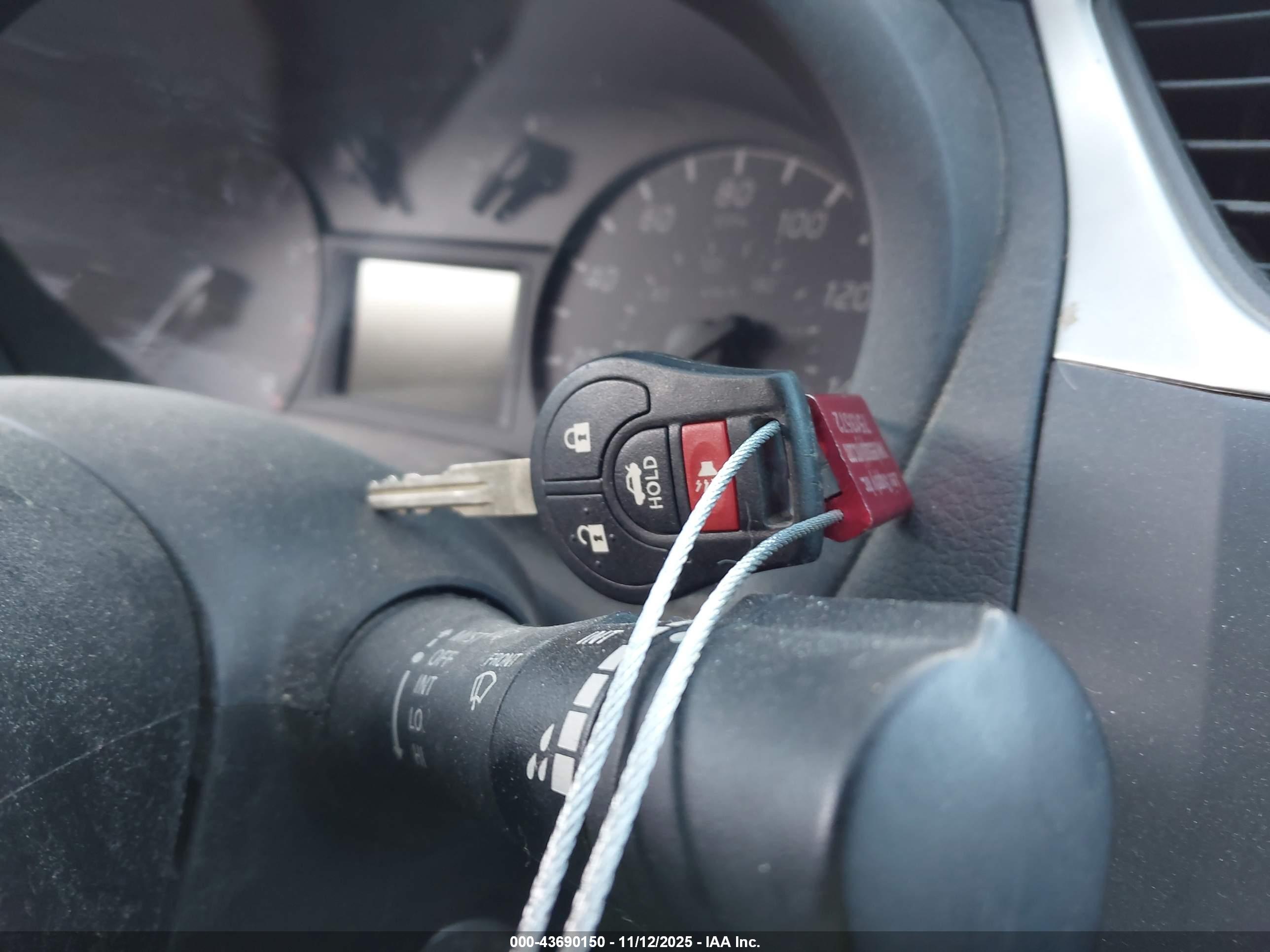 NISSAN SENTRA image 11