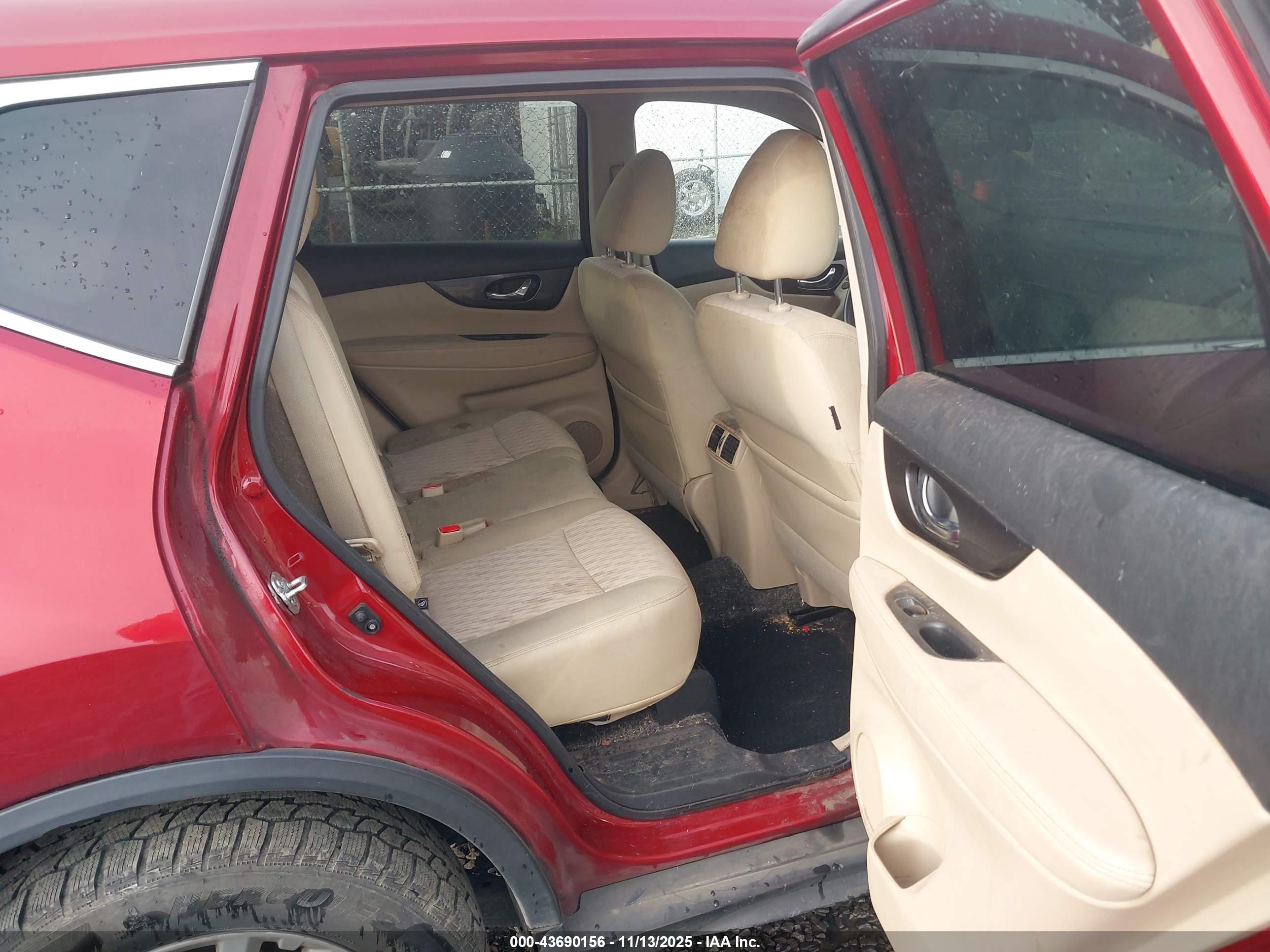 NISSAN ROGUE image 8