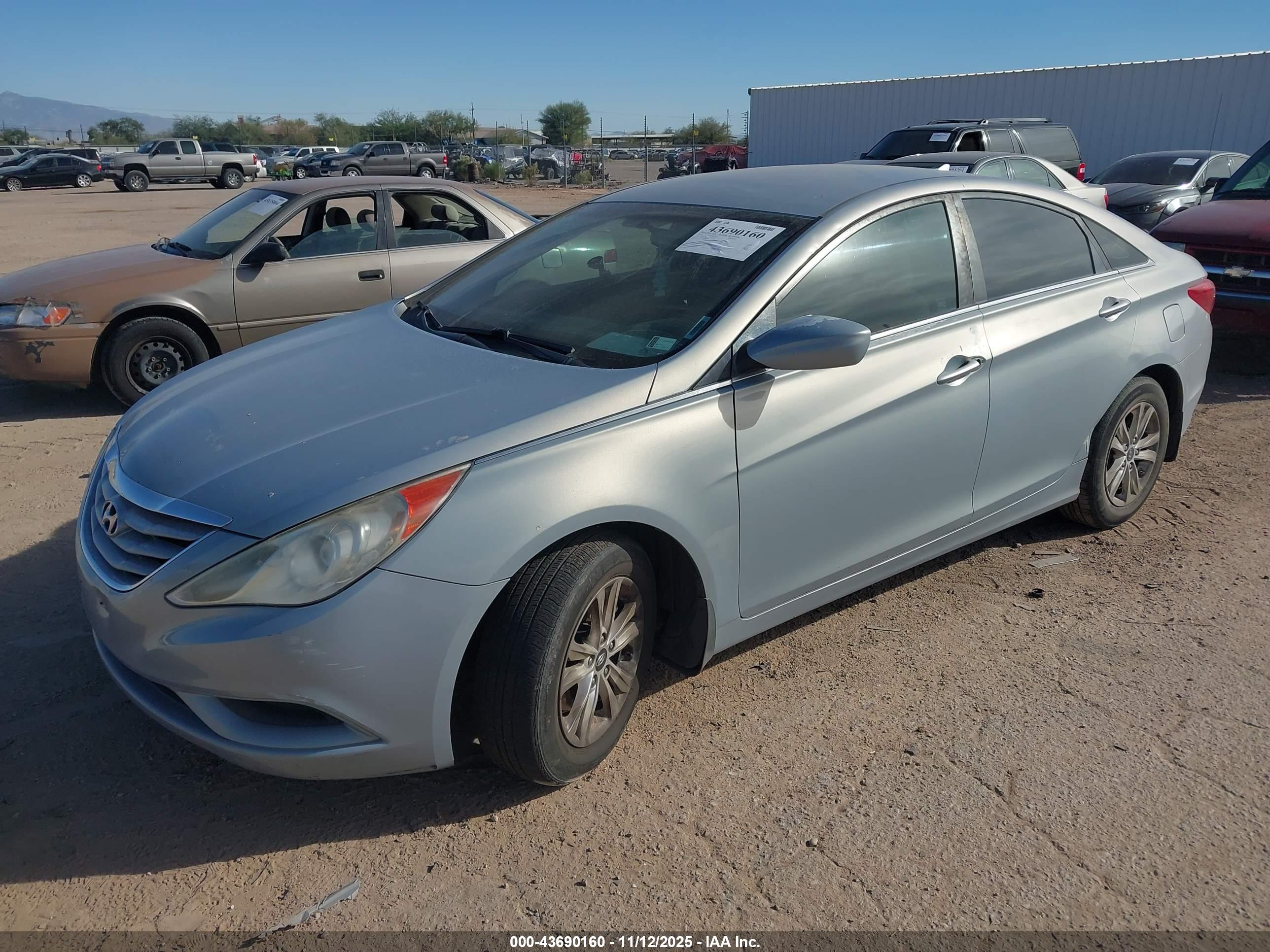HYUNDAI SONATA image 2