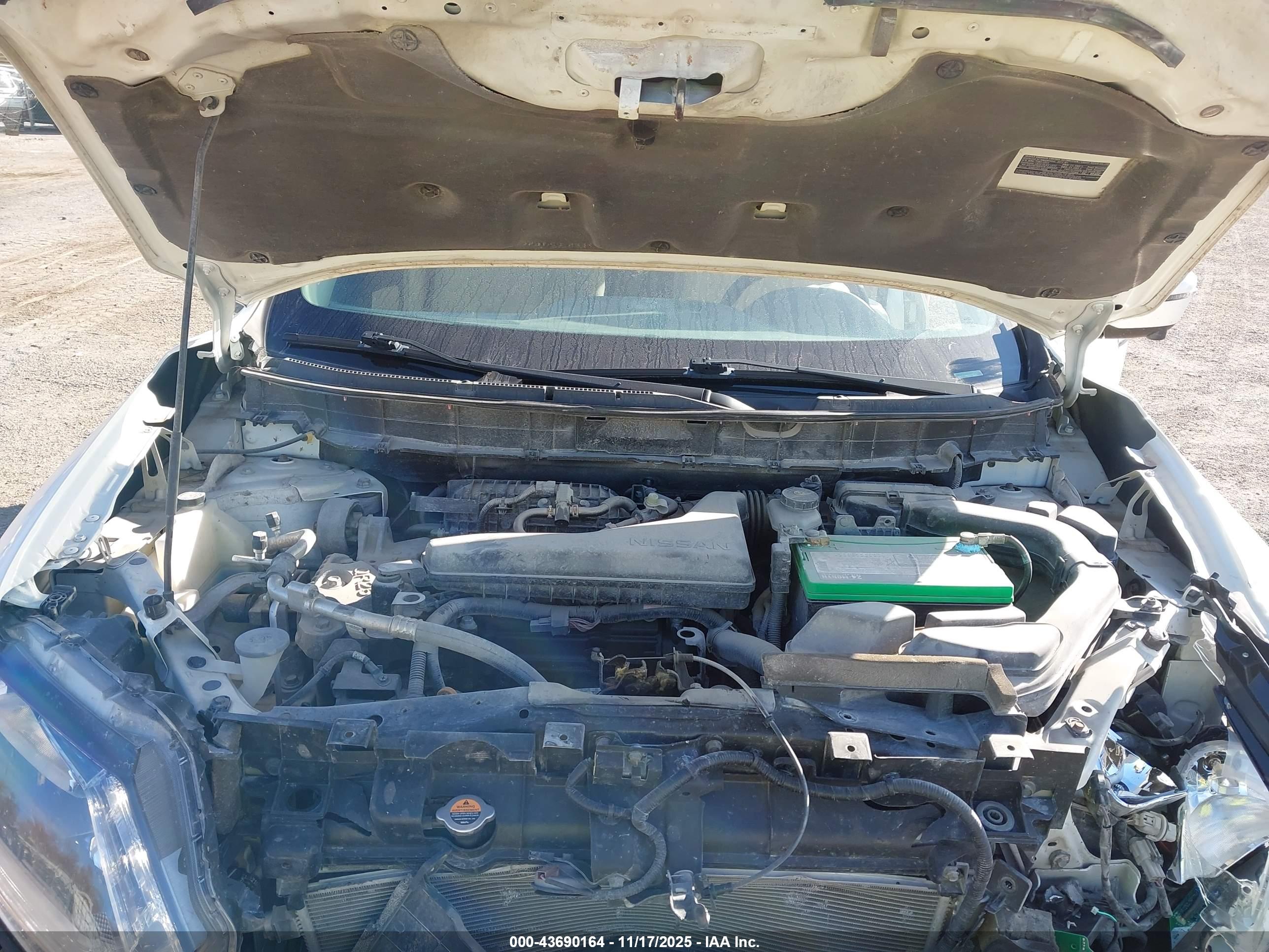 NISSAN ROGUE image 10