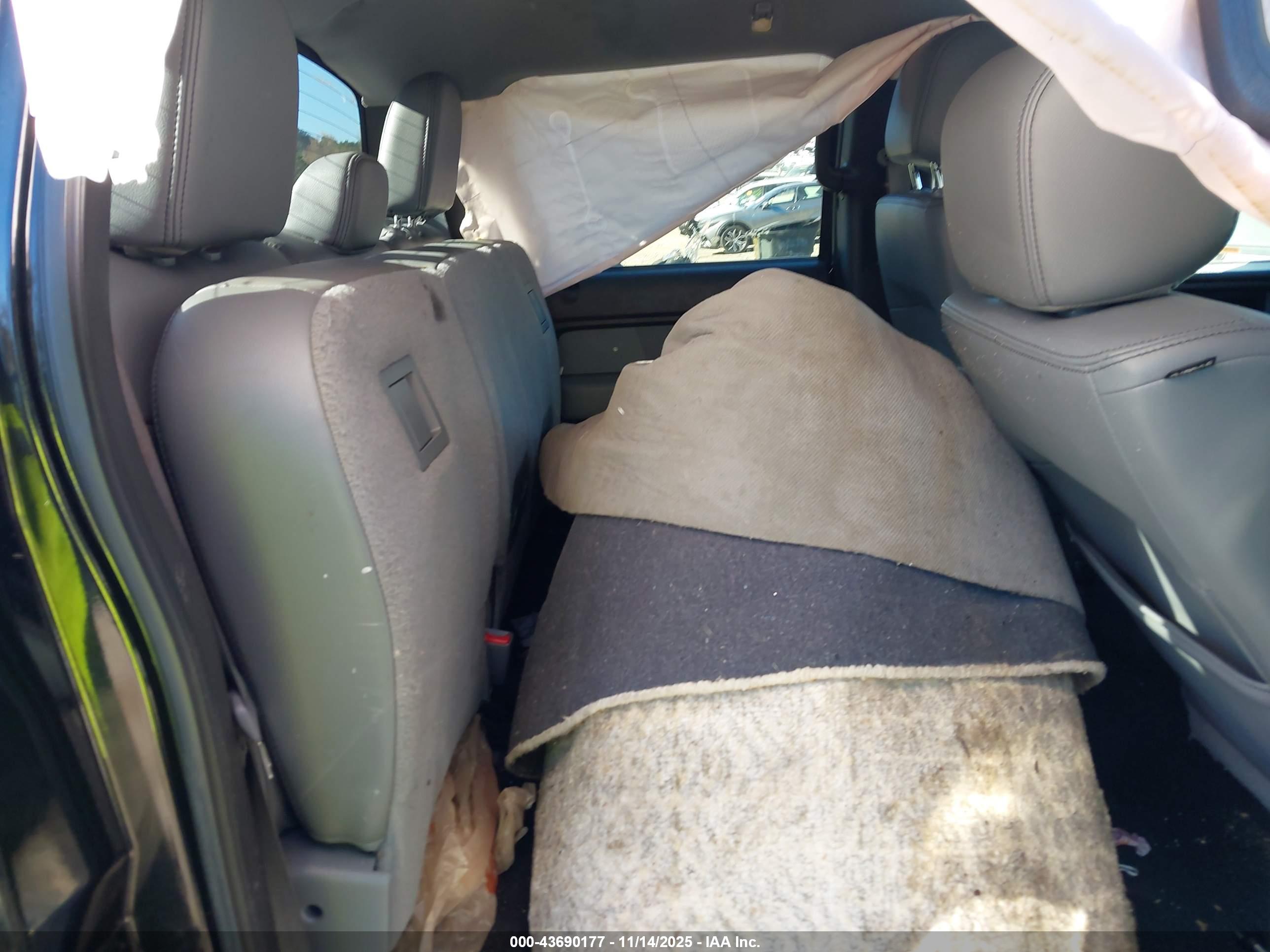 FORD F-150 image 8