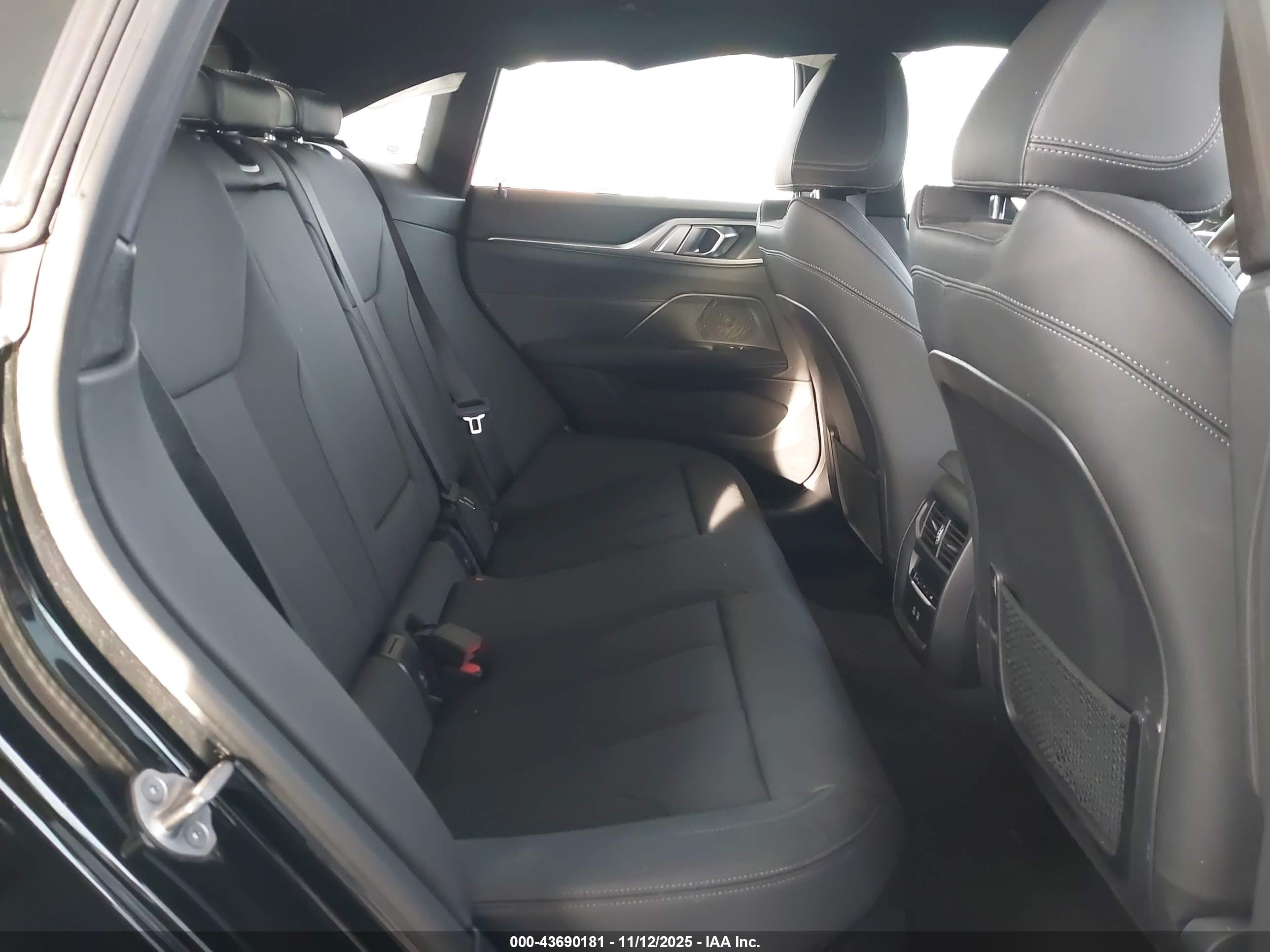 BMW I4 image 8