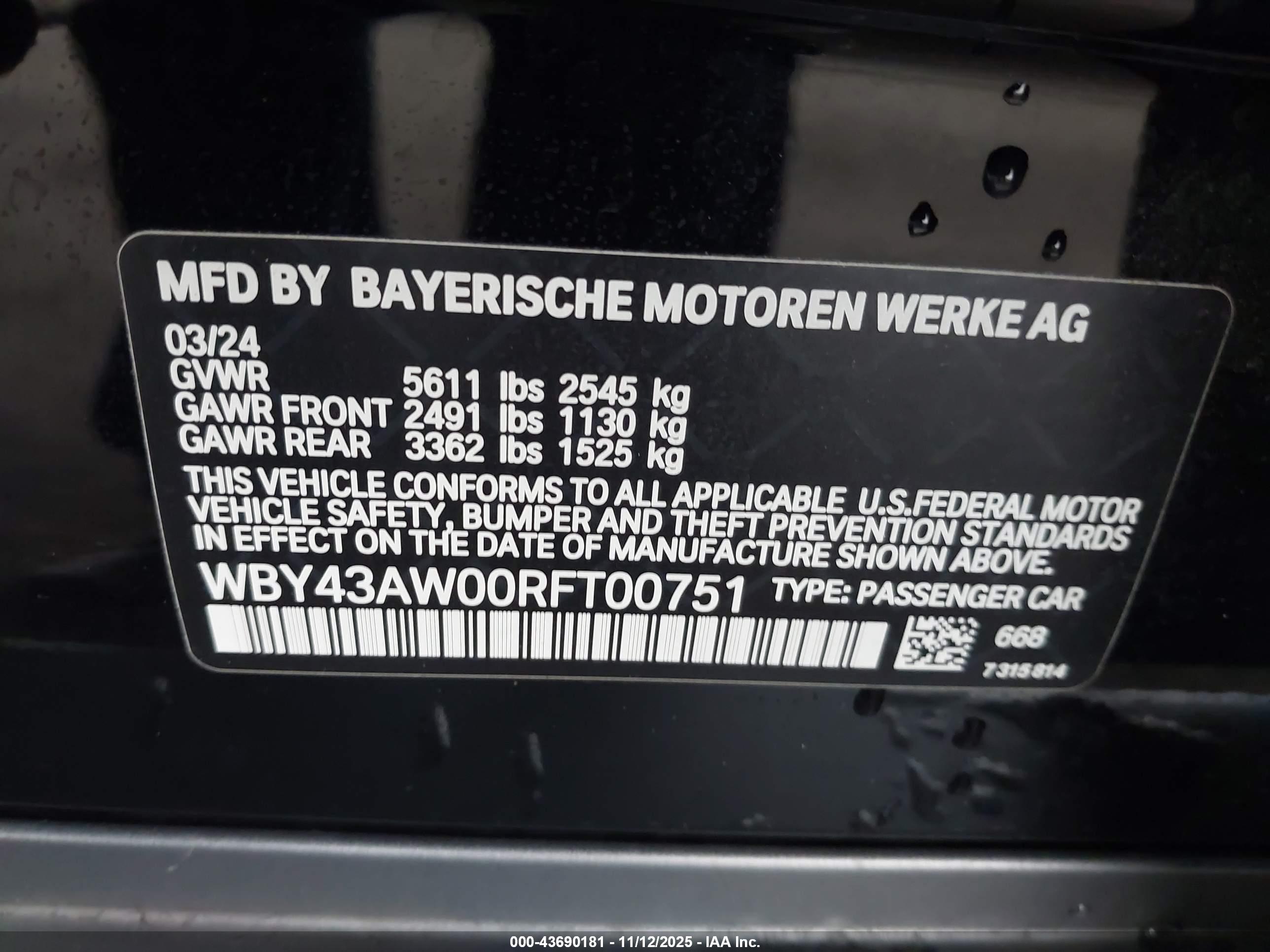 BMW I4 image 9