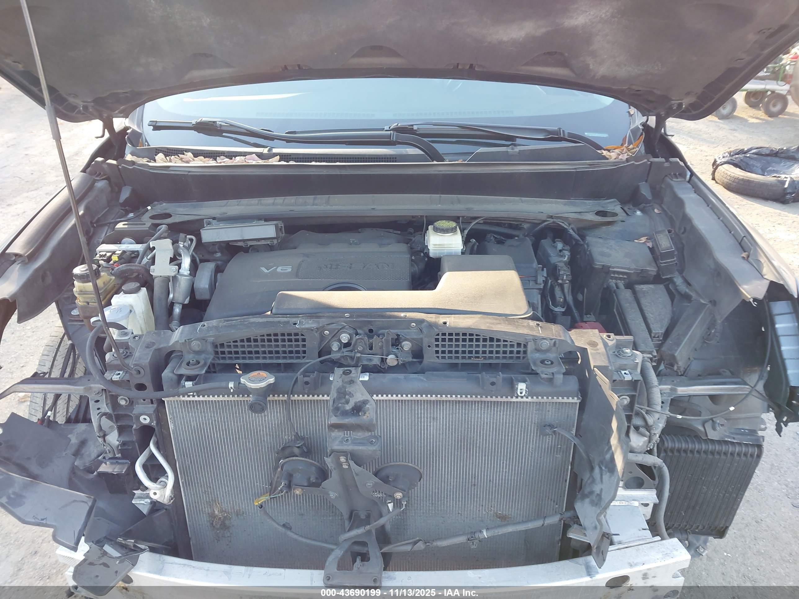 NISSAN PATHFINDER image 10