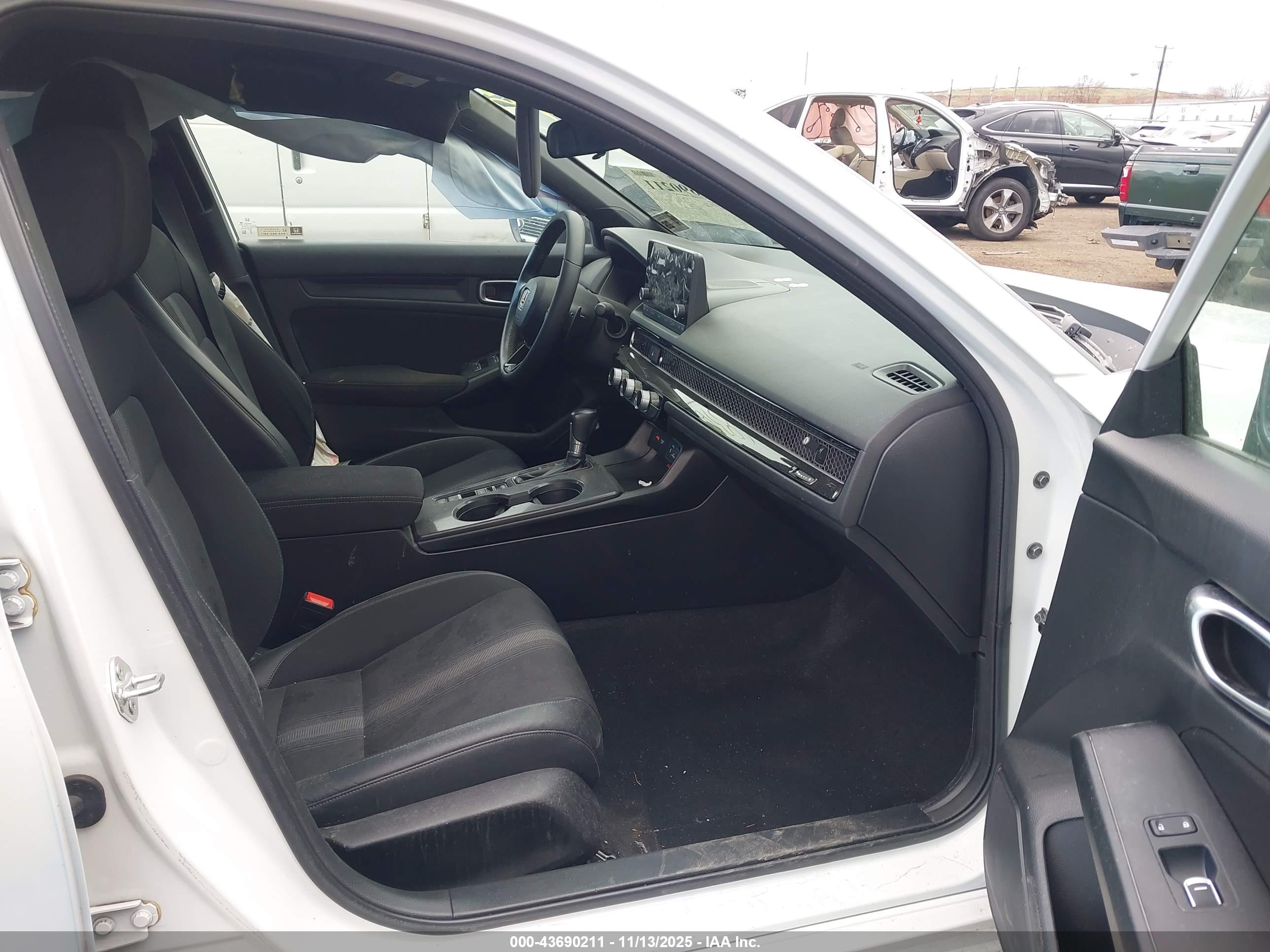 HONDA CIVIC image 5