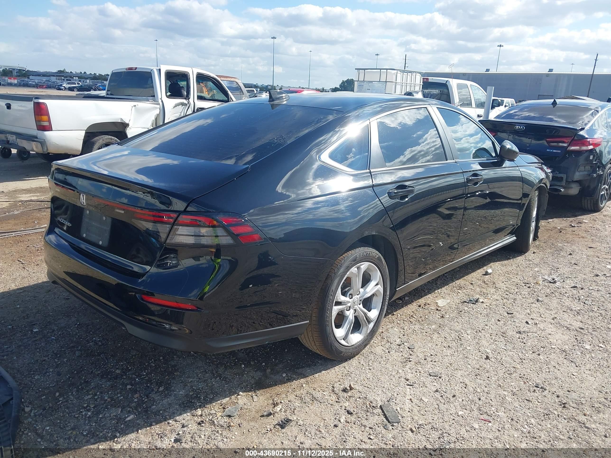 HONDA ACCORD image 4