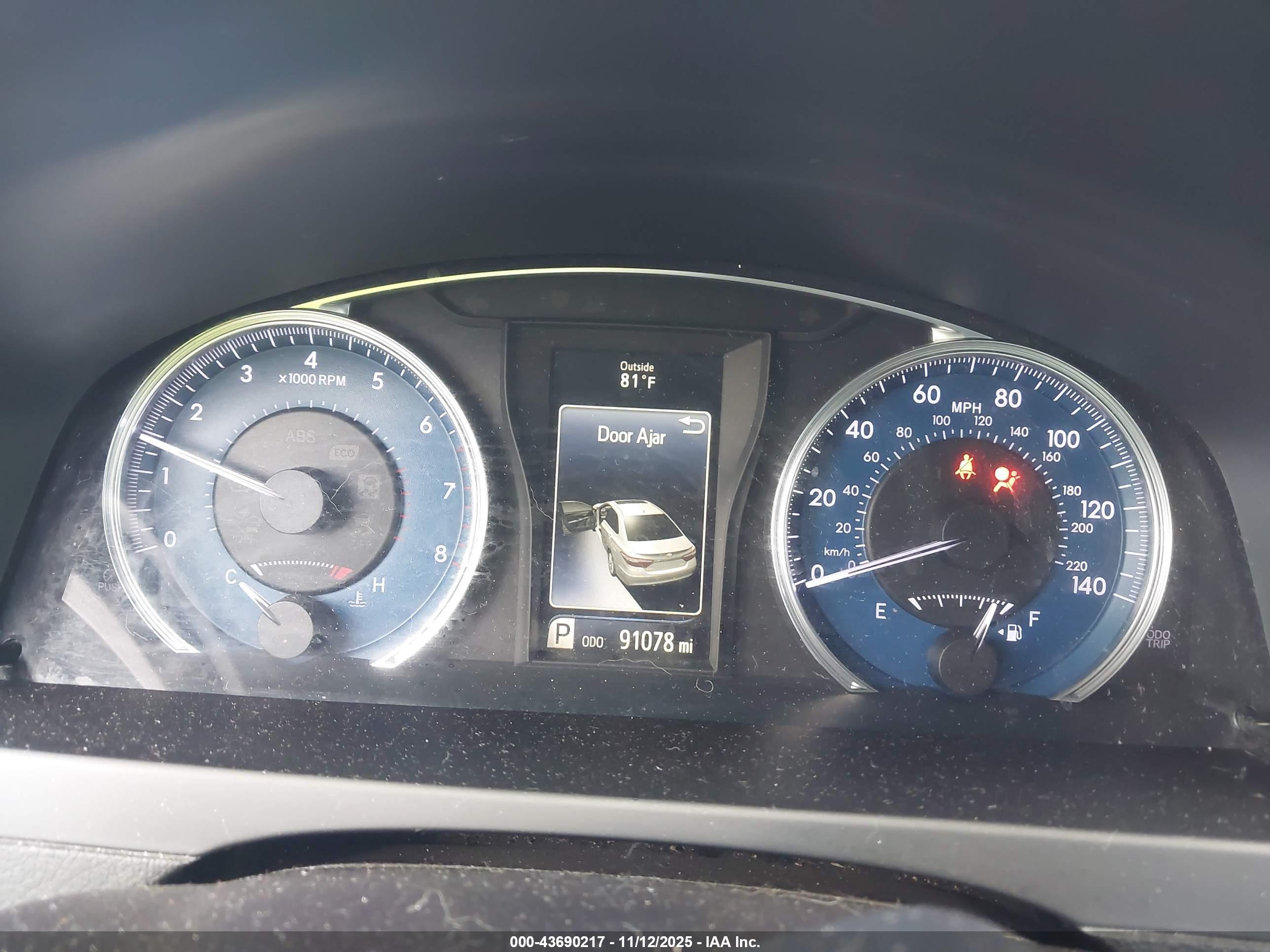 TOYOTA CAMRY image 7