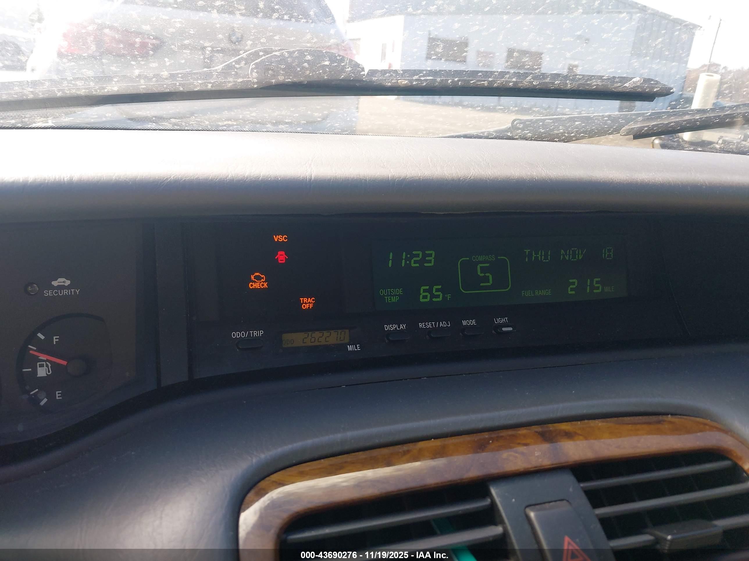 TOYOTA AVALON image 7
