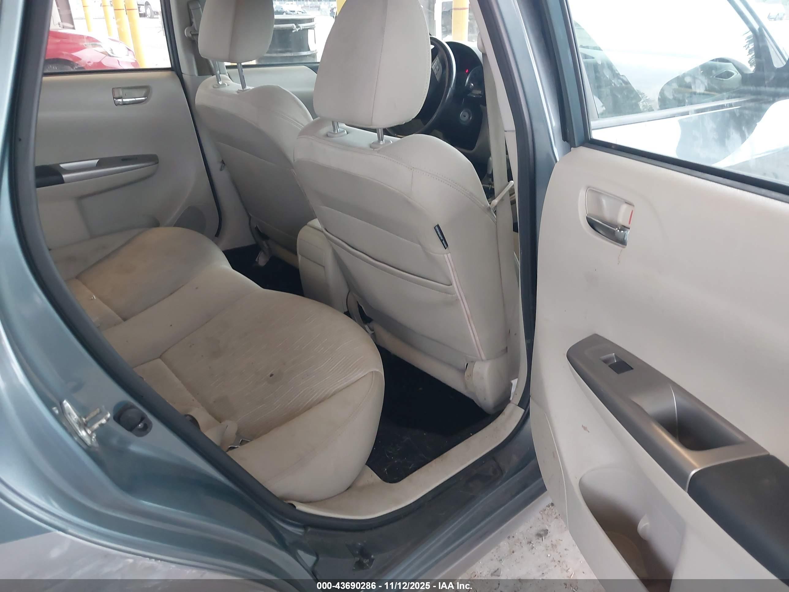 SUBARU IMPREZA image 8