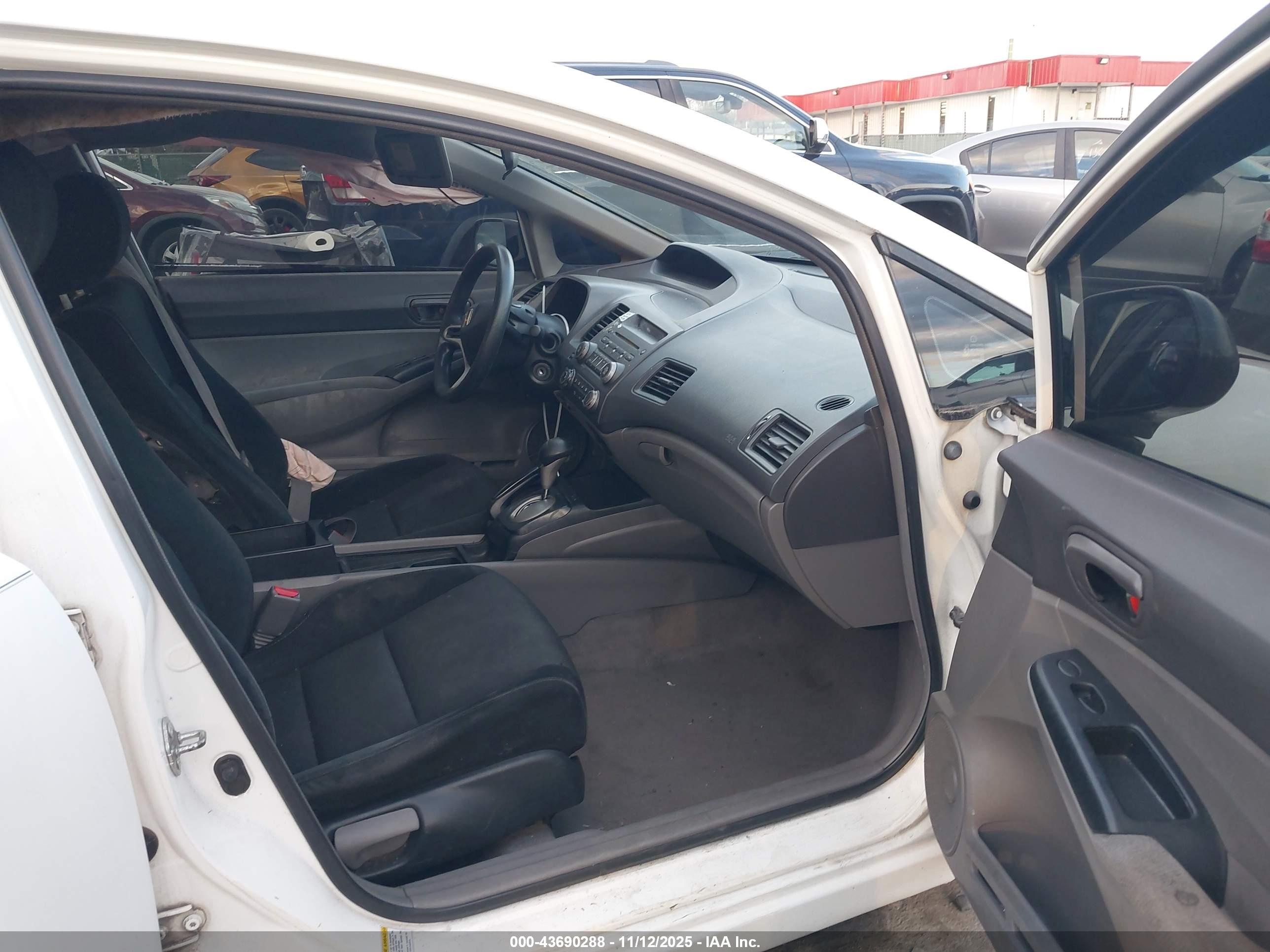 HONDA CIVIC image 5