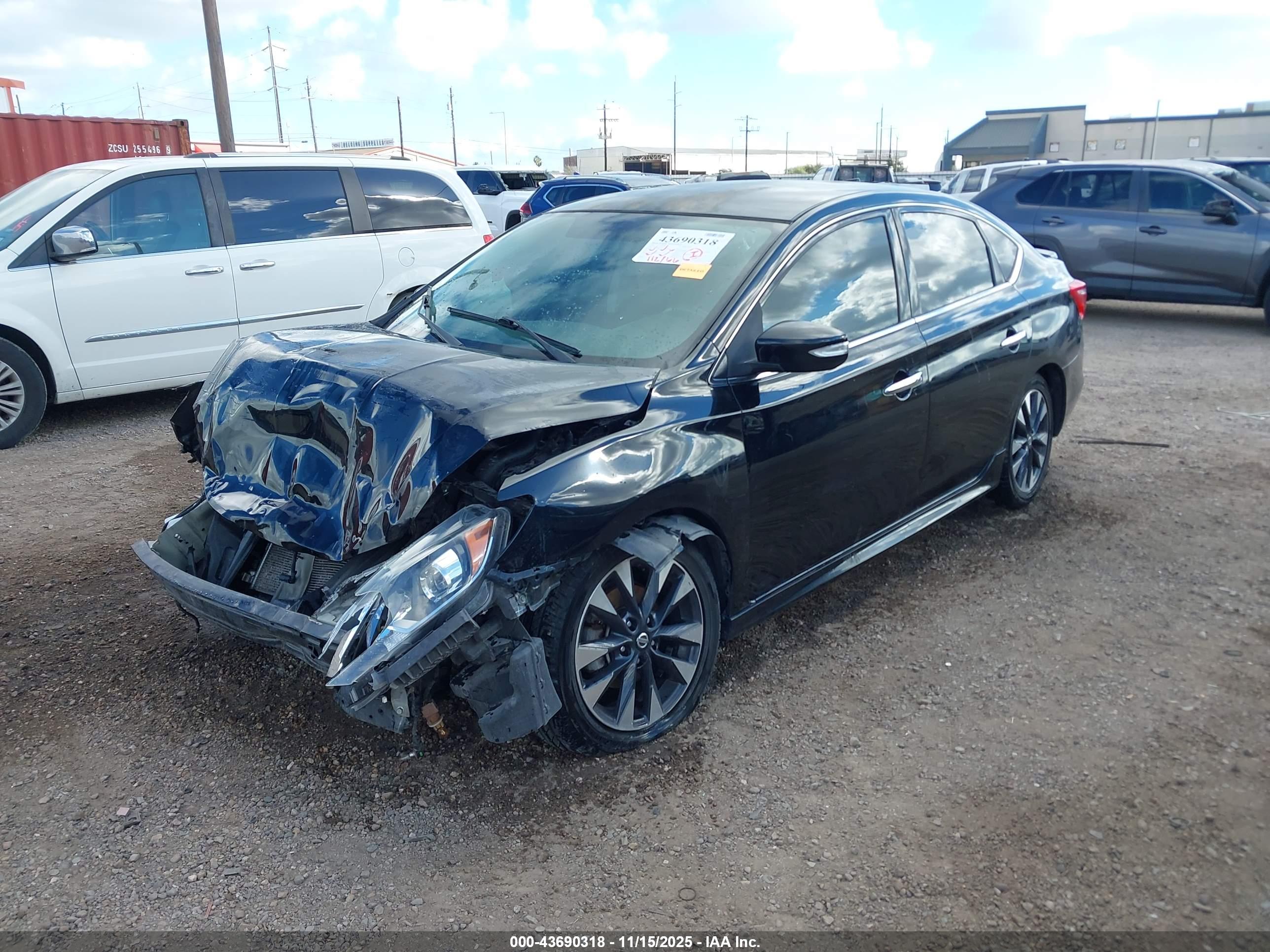 NISSAN SENTRA image 2
