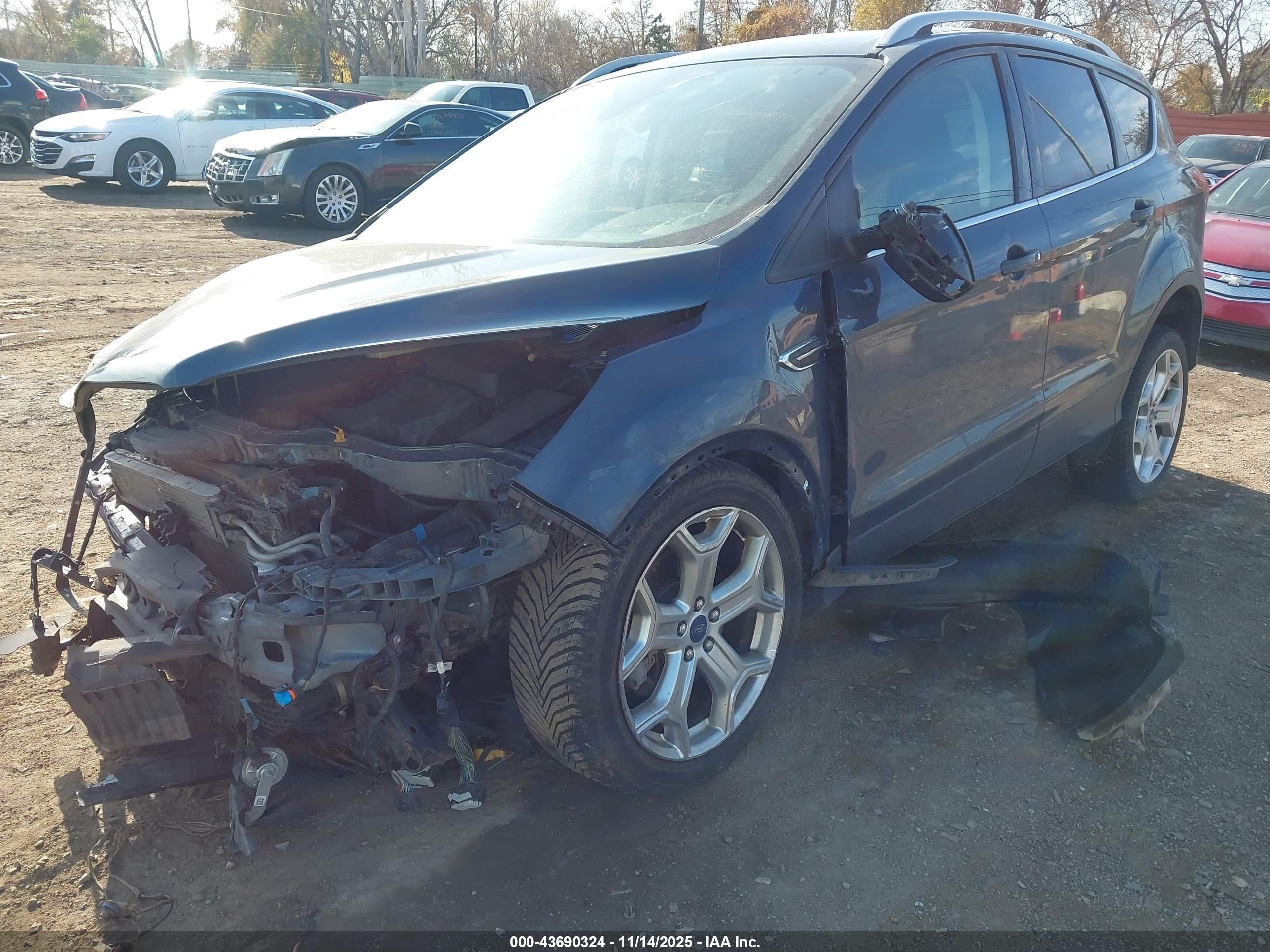 FORD ESCAPE image 6