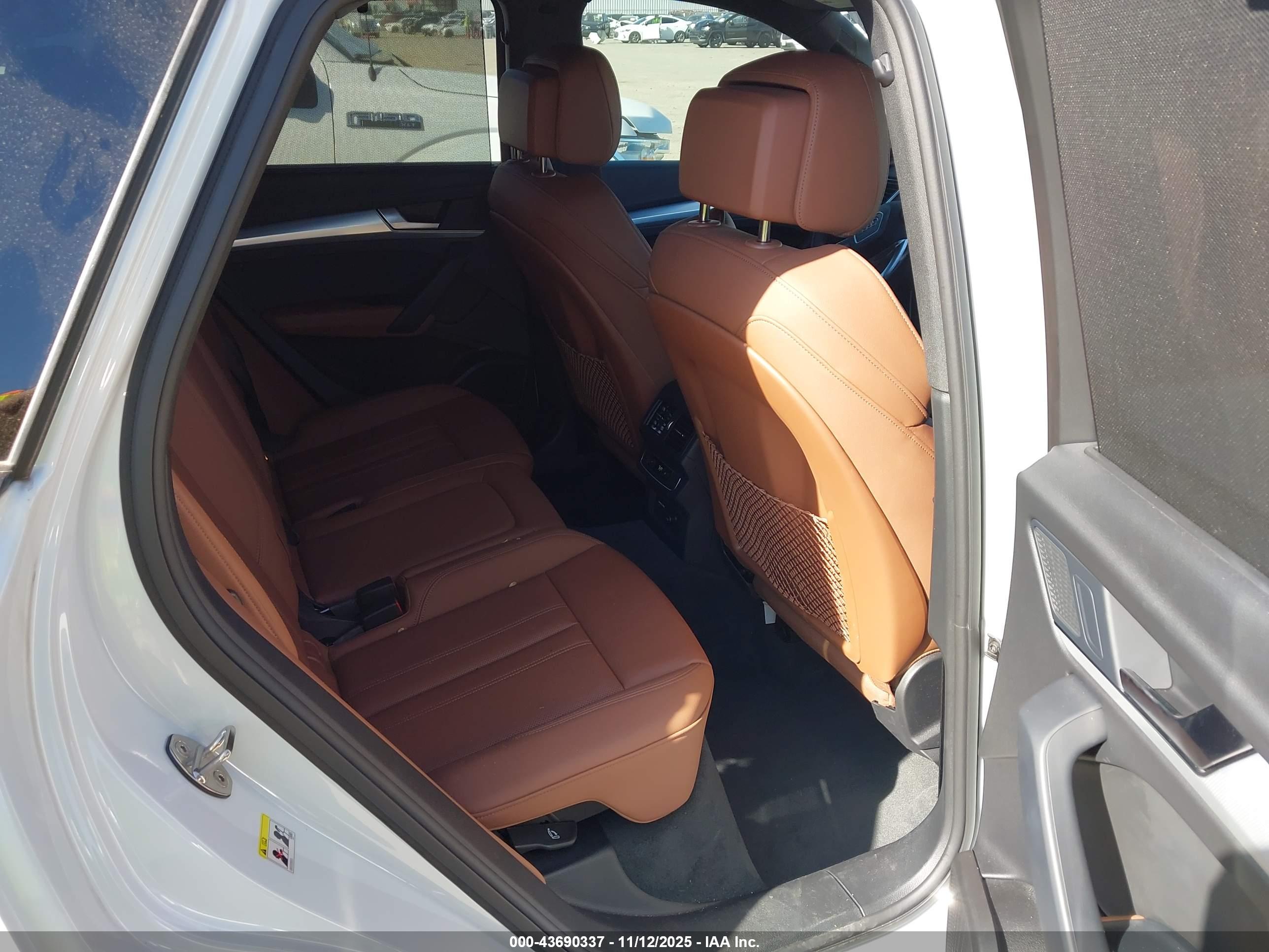 AUDI Q5 image 8