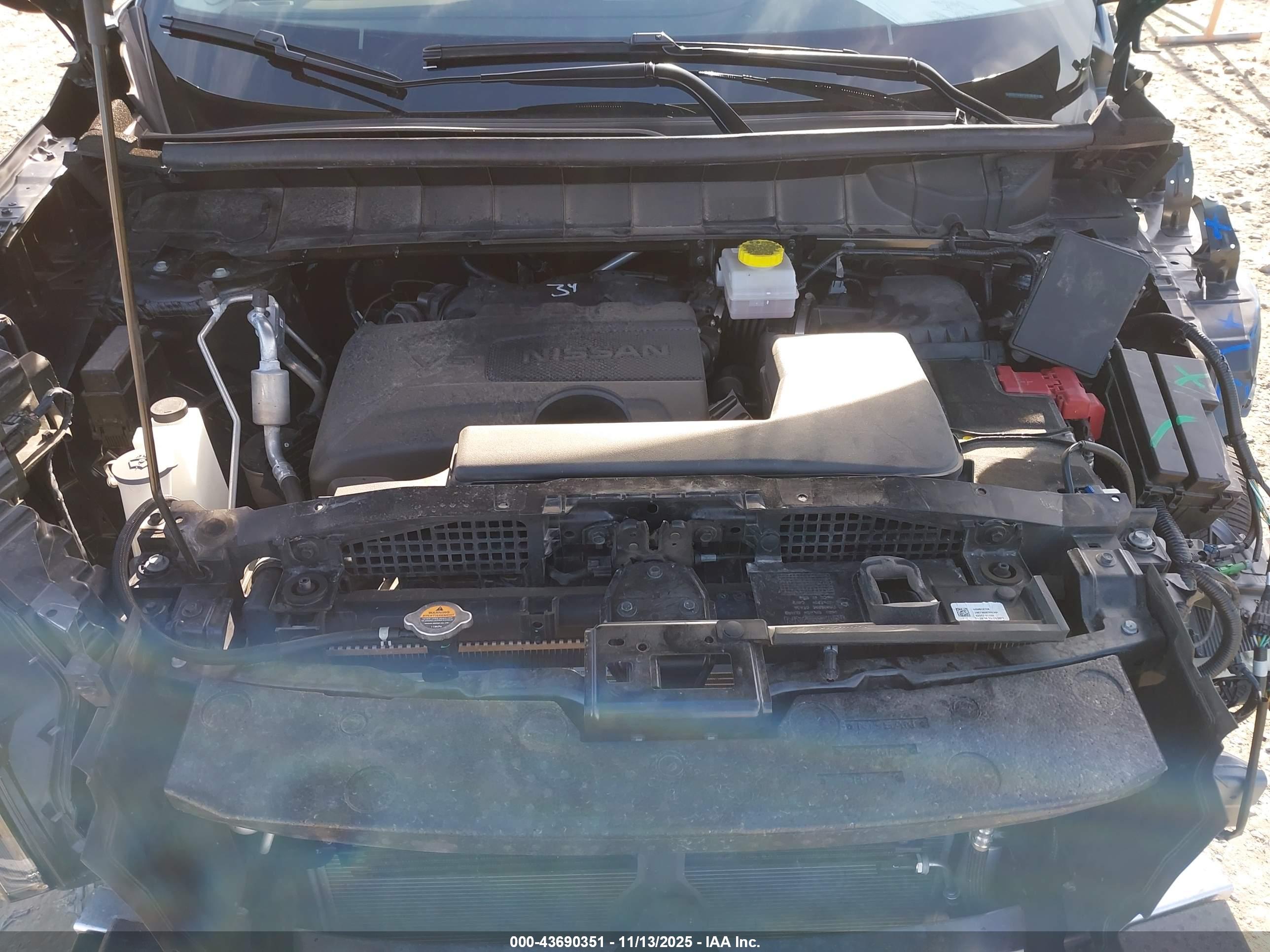 NISSAN PATHFINDER image 10