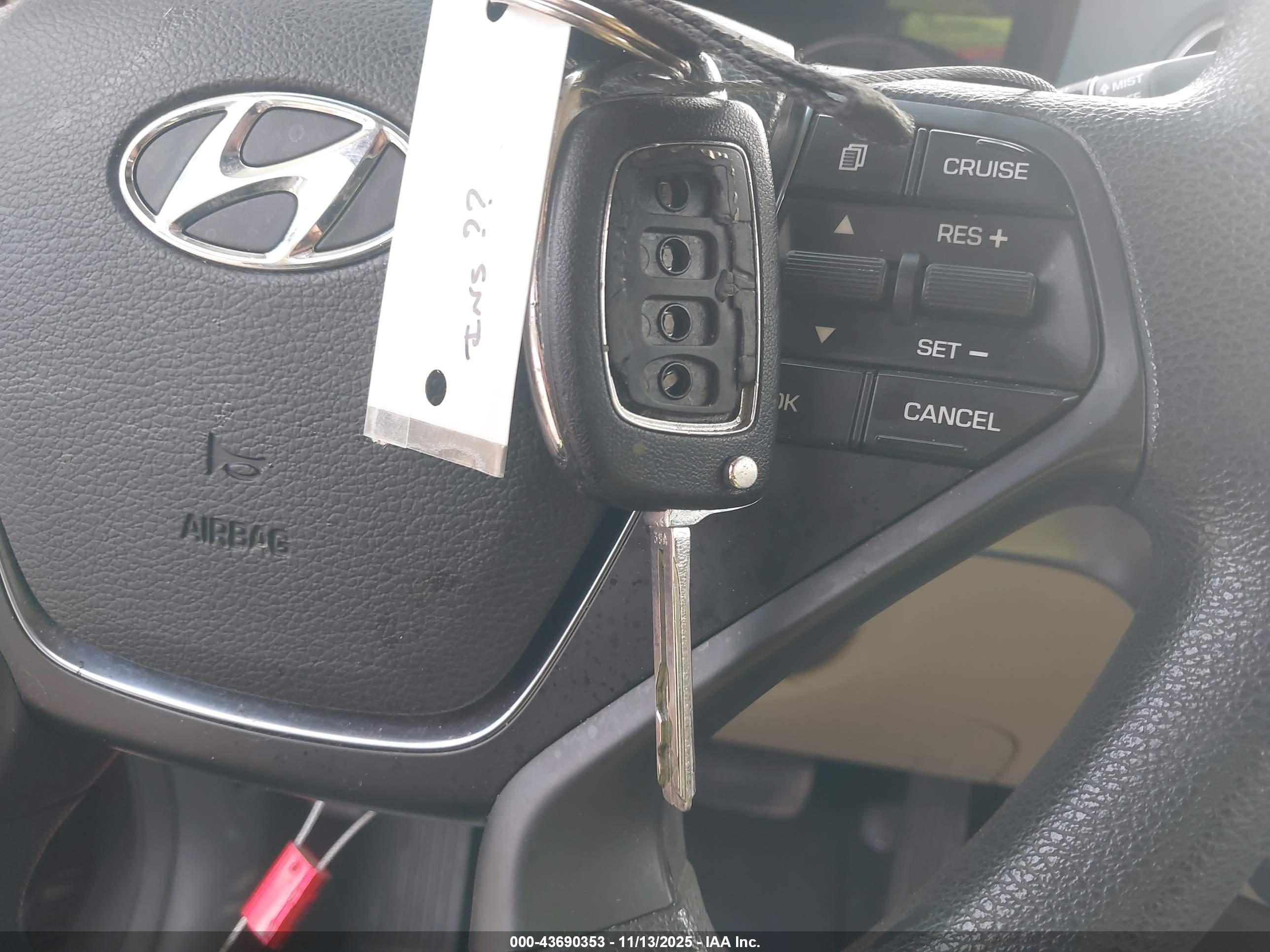 HYUNDAI SONATA image 11