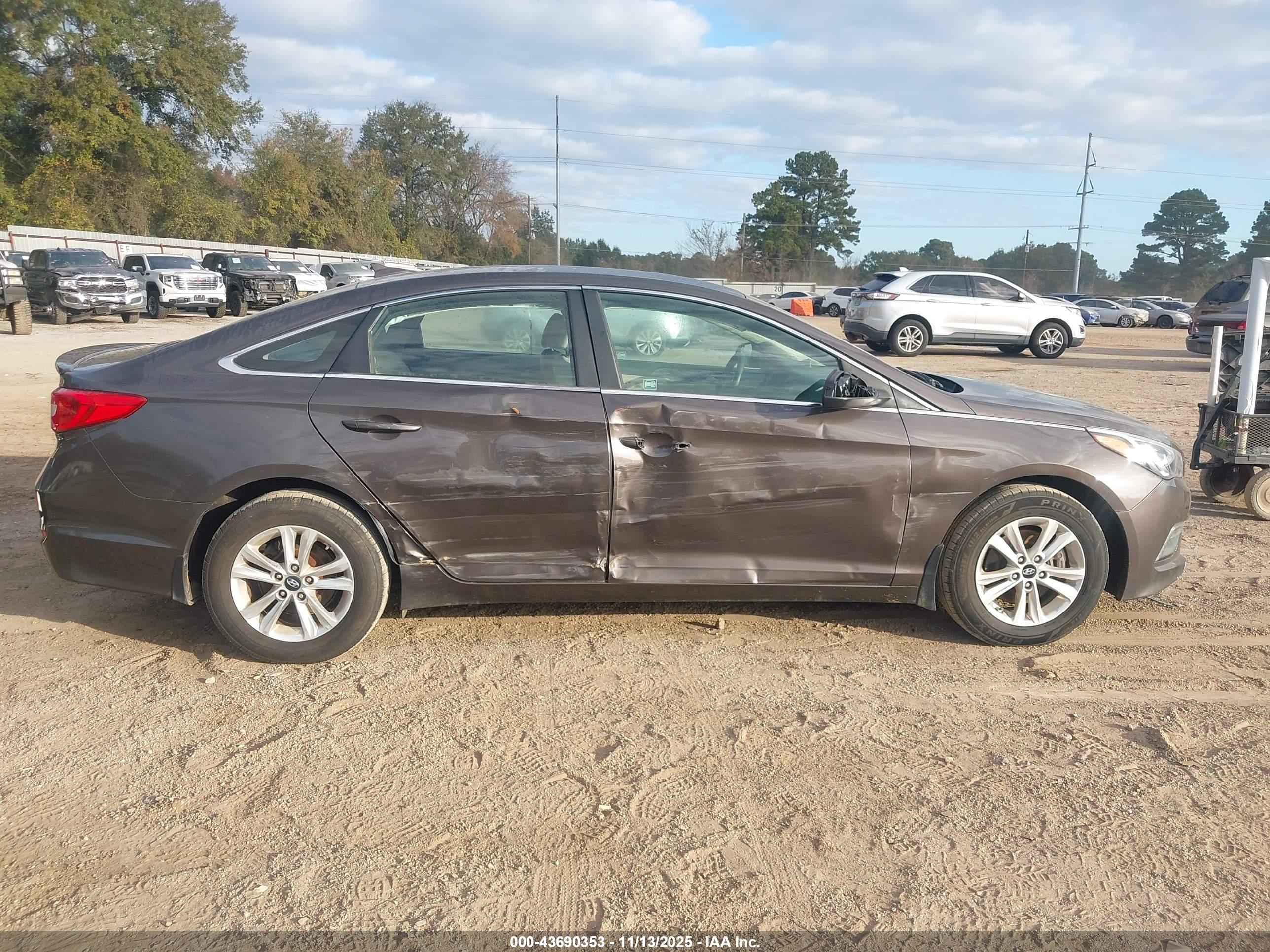 HYUNDAI SONATA image 6