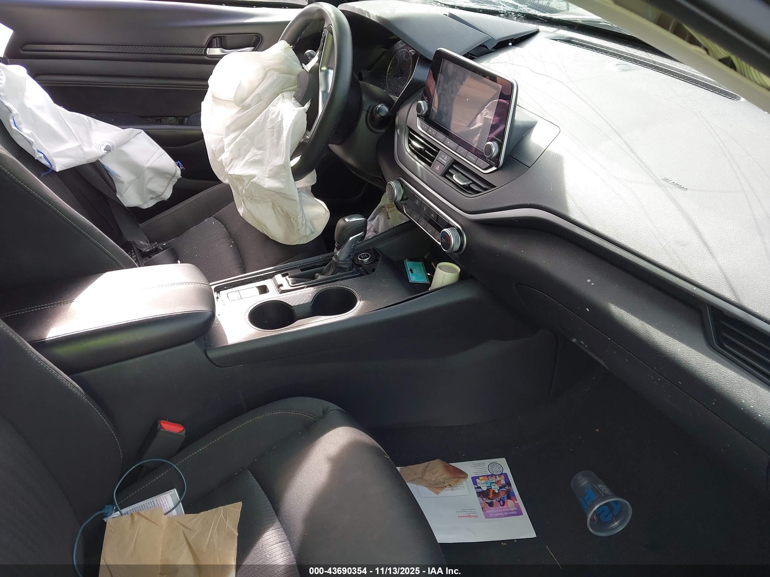 NISSAN ALTIMA image 5