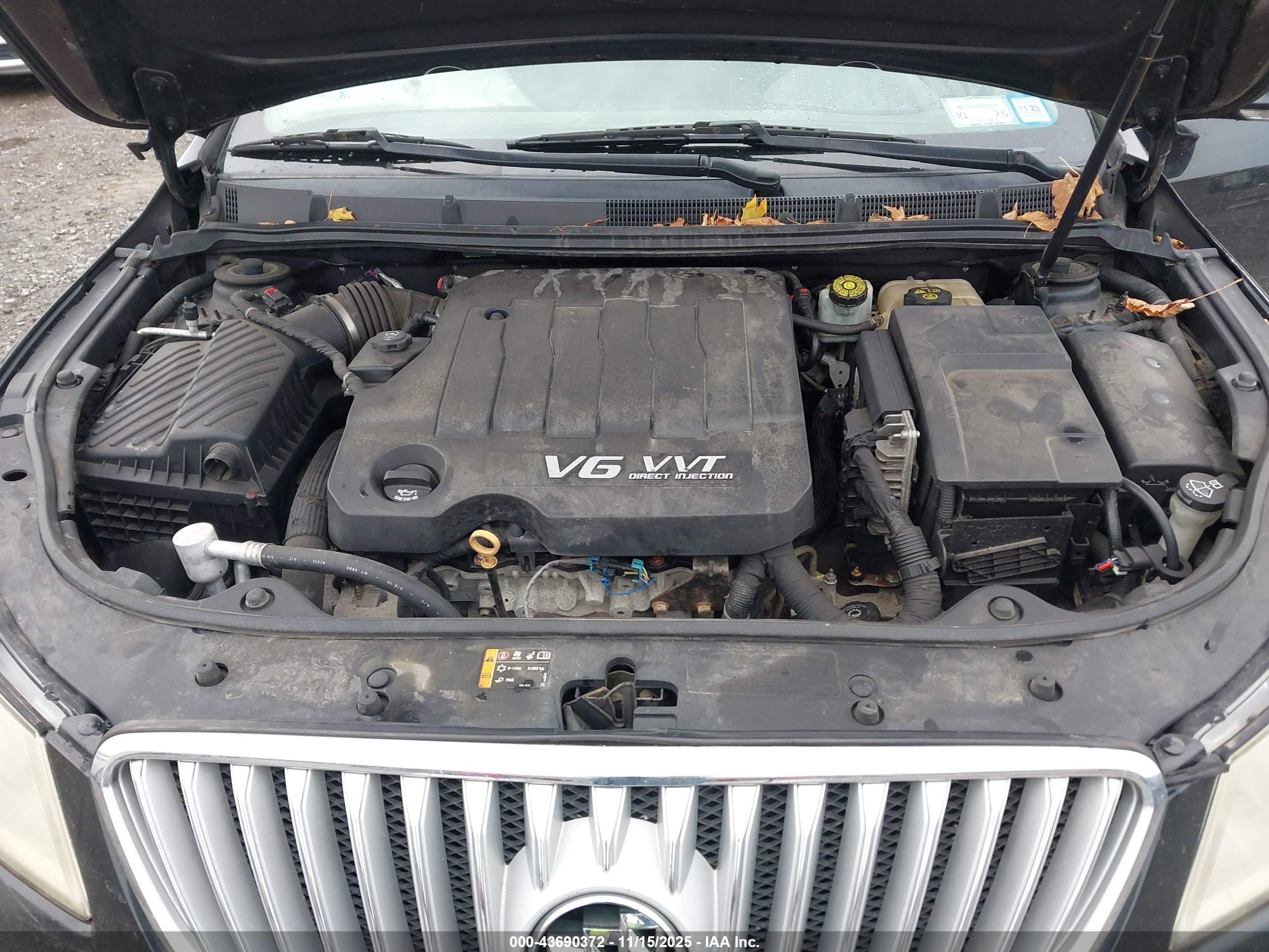 BUICK LACROSSE image 10
