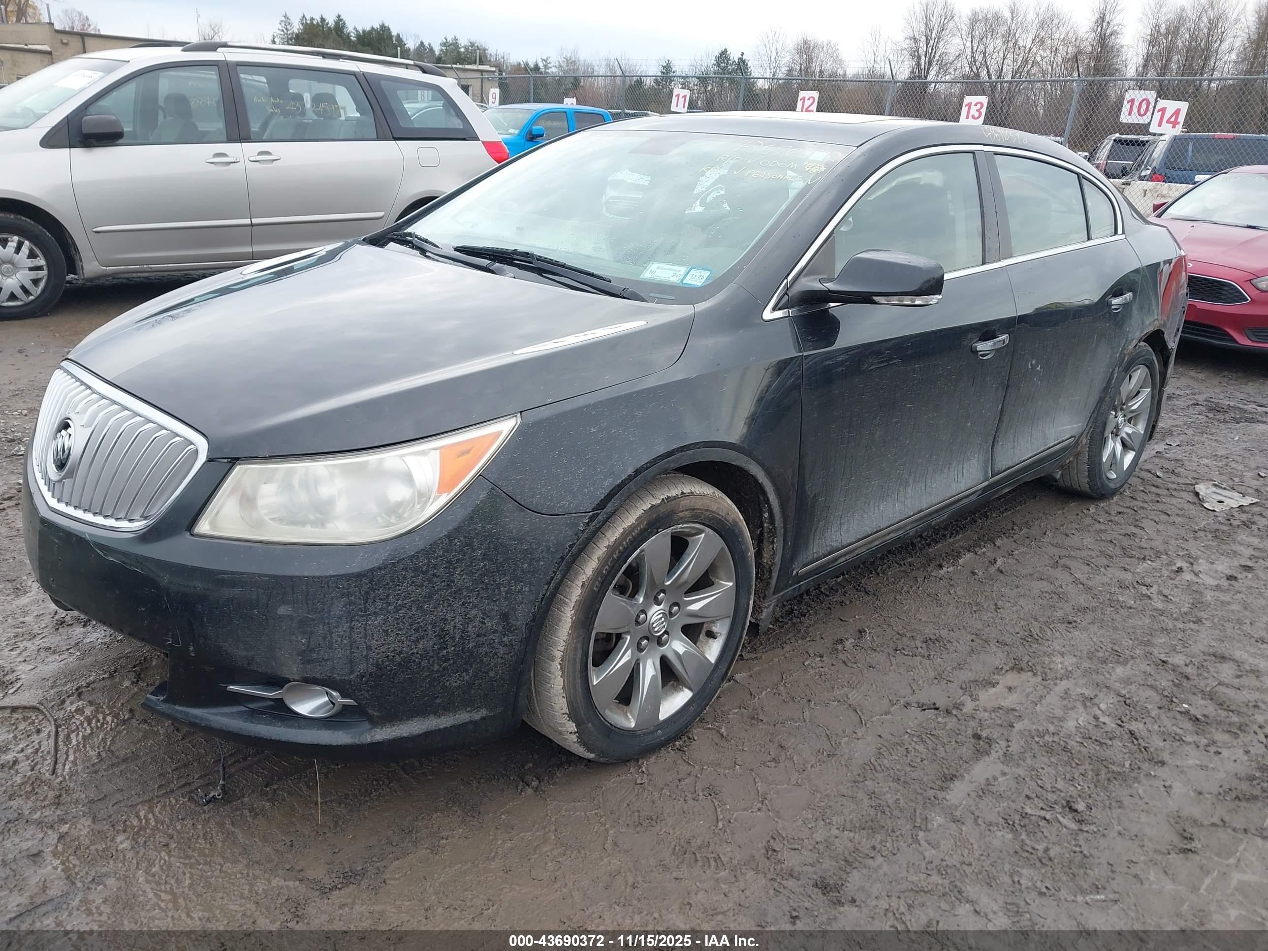 BUICK LACROSSE image 2