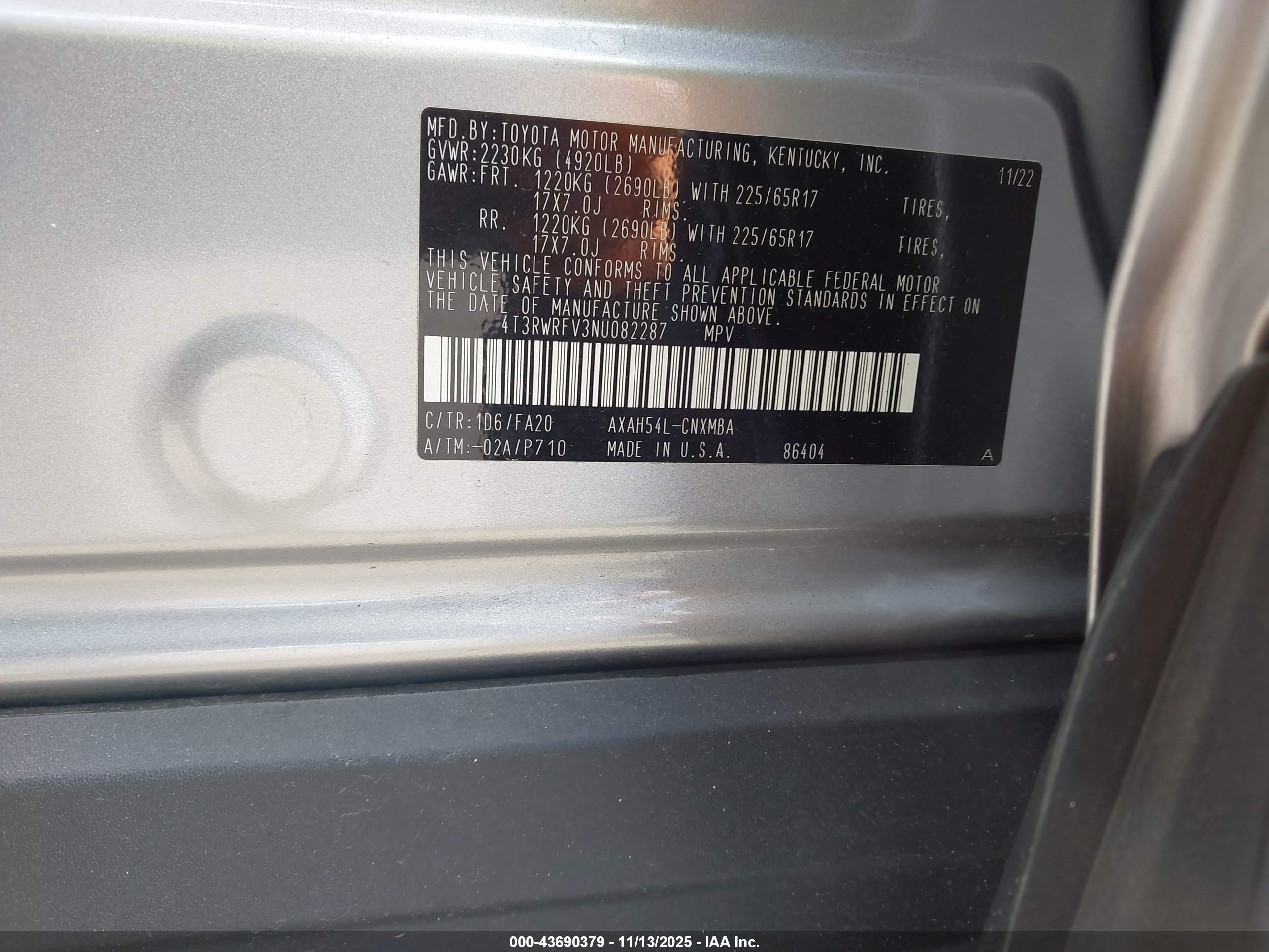 TOYOTA RAV4 image 9