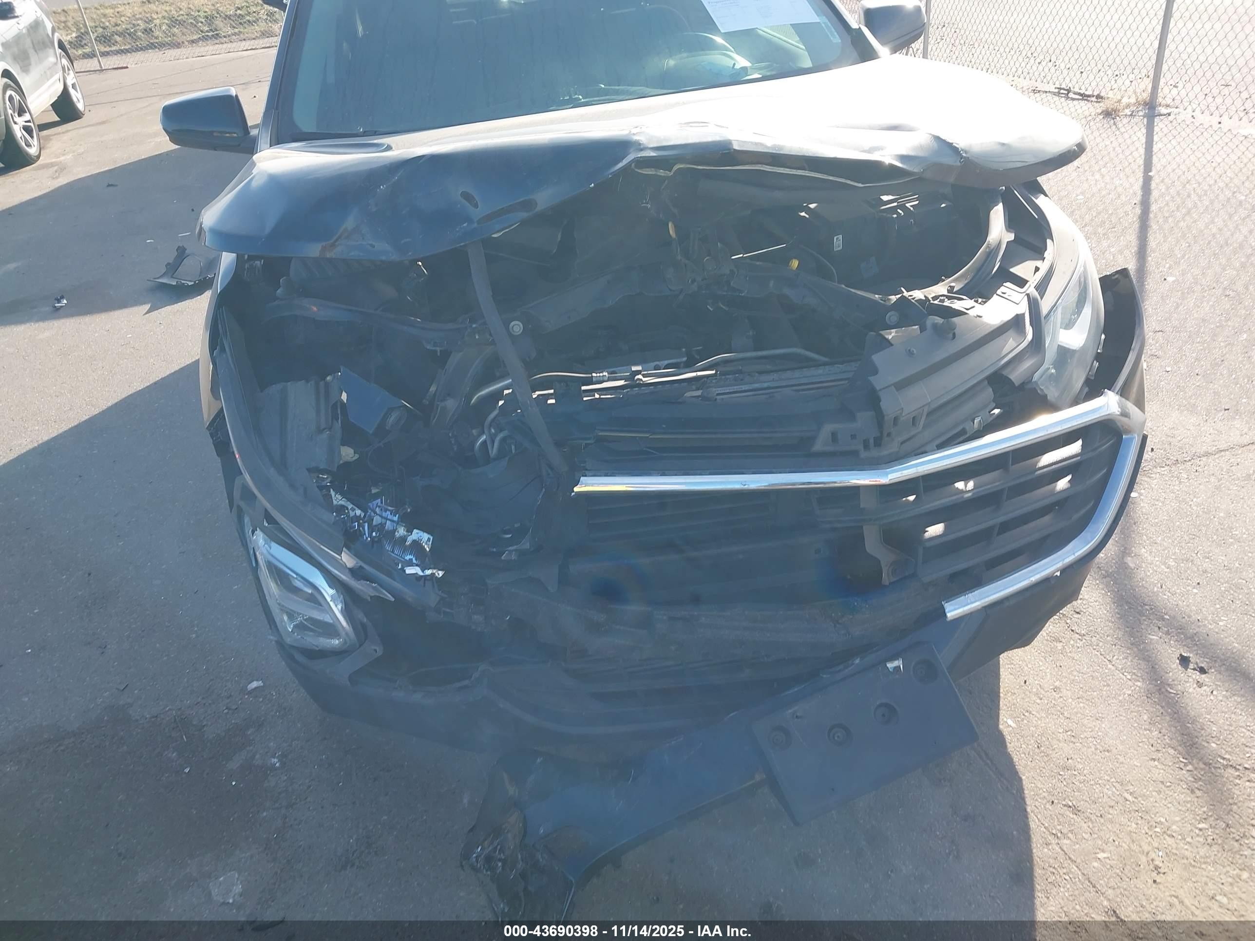 CHEVROLET EQUINOX image 6