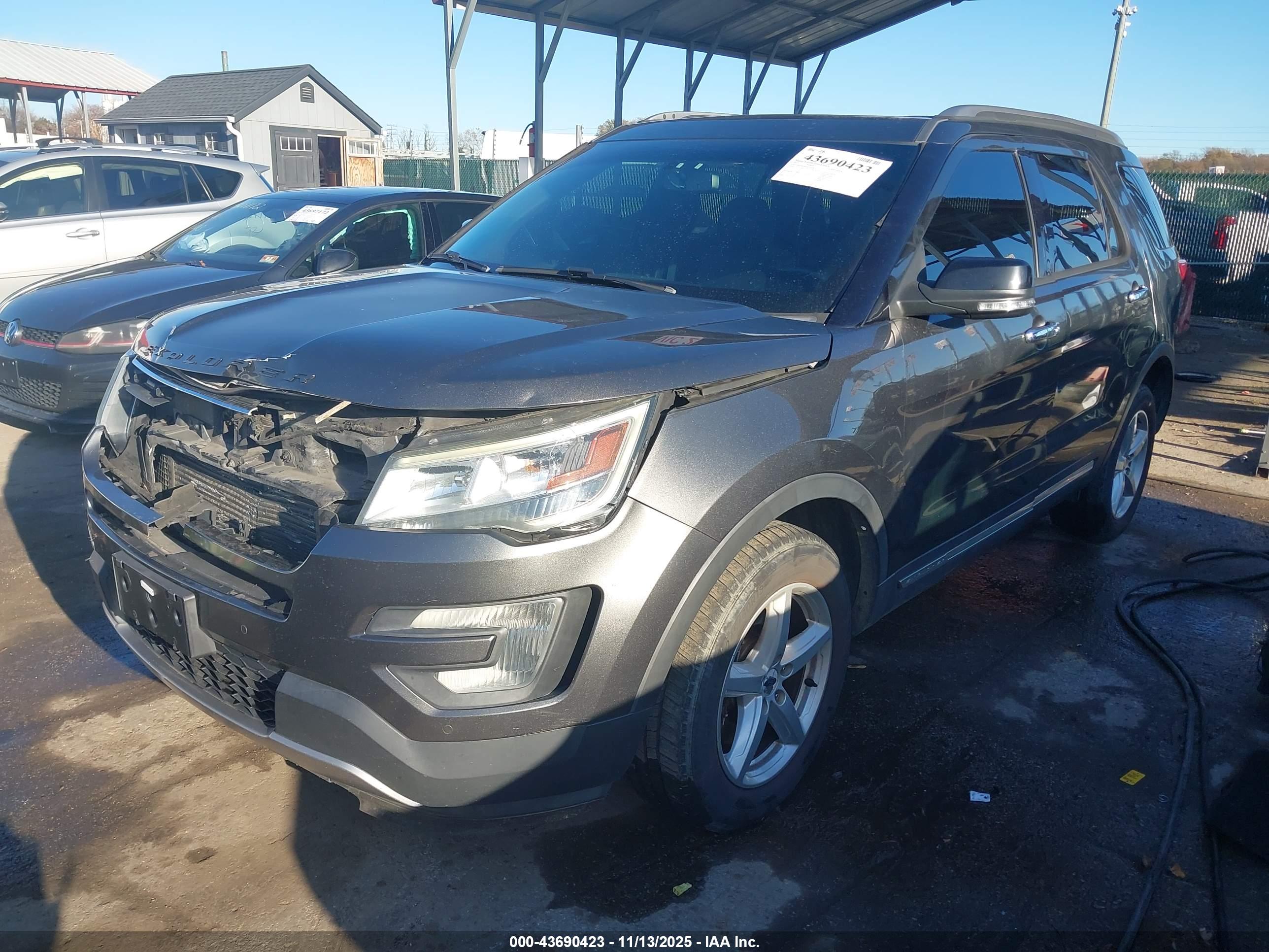 FORD EXPLORER image 2