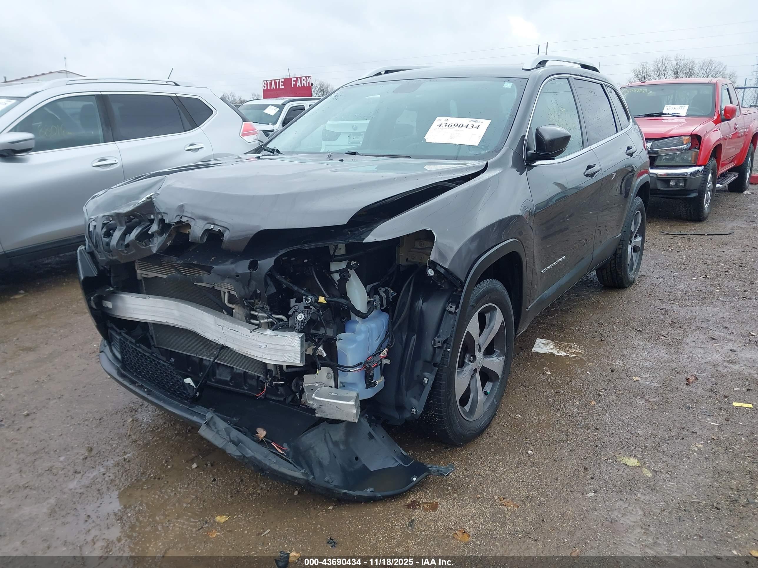 JEEP CHEROKEE image 2