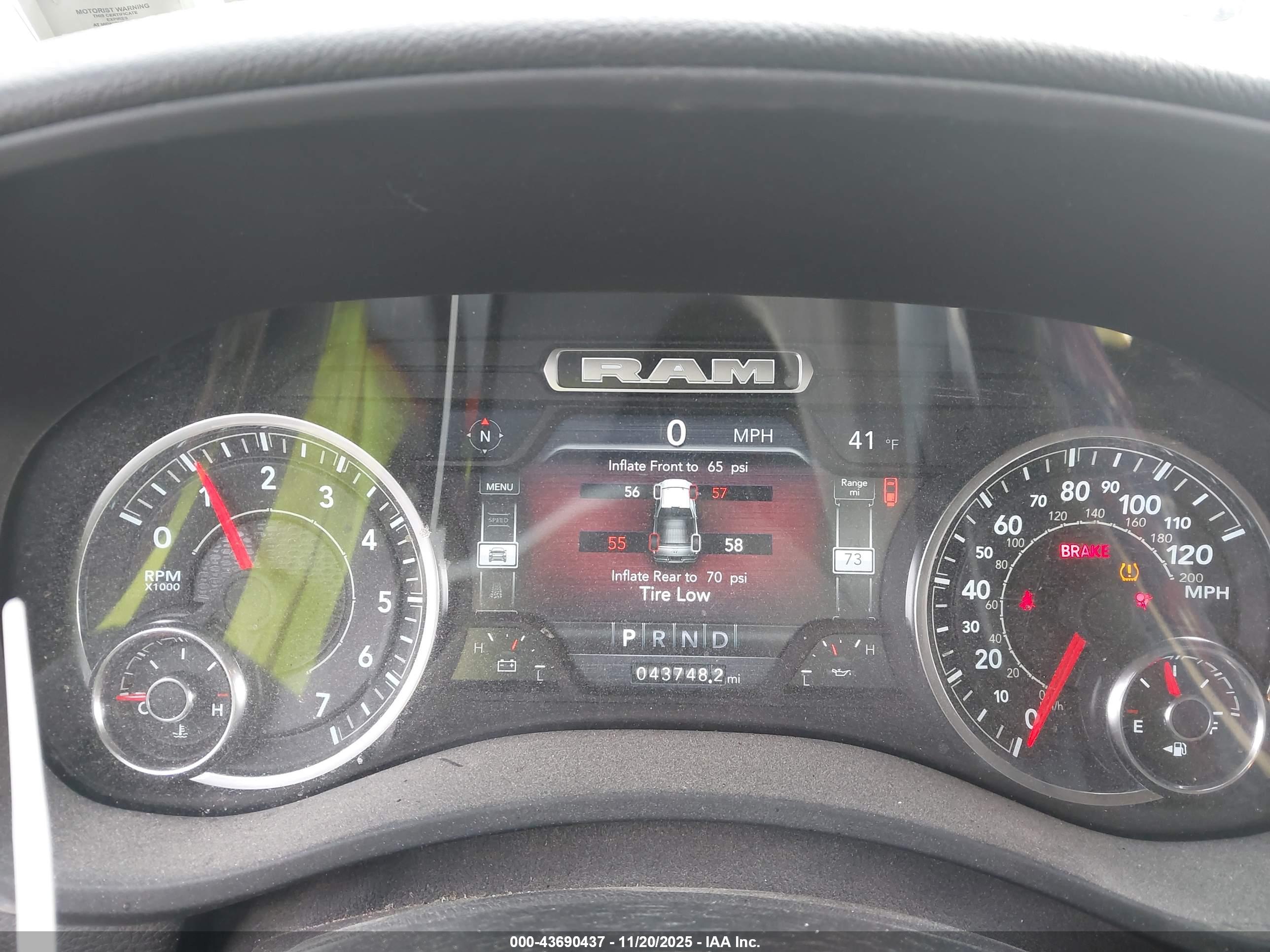 RAM 2500 image 7
