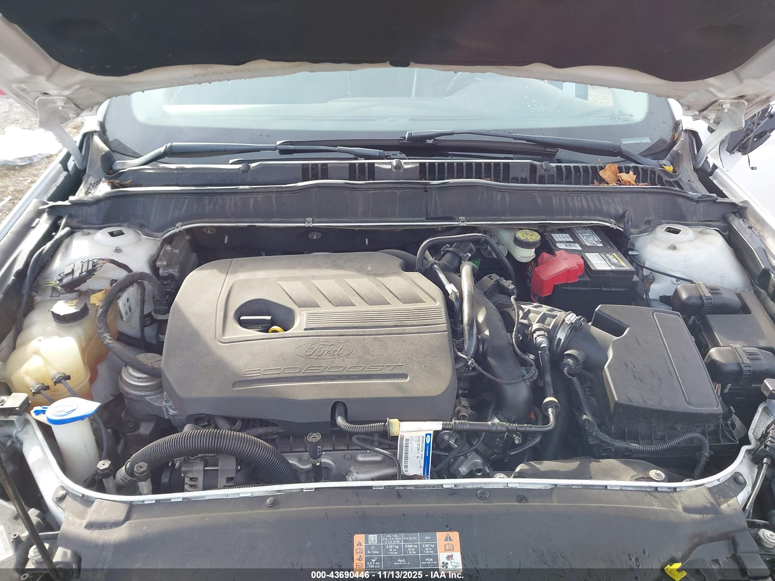 FORD FUSION image 10