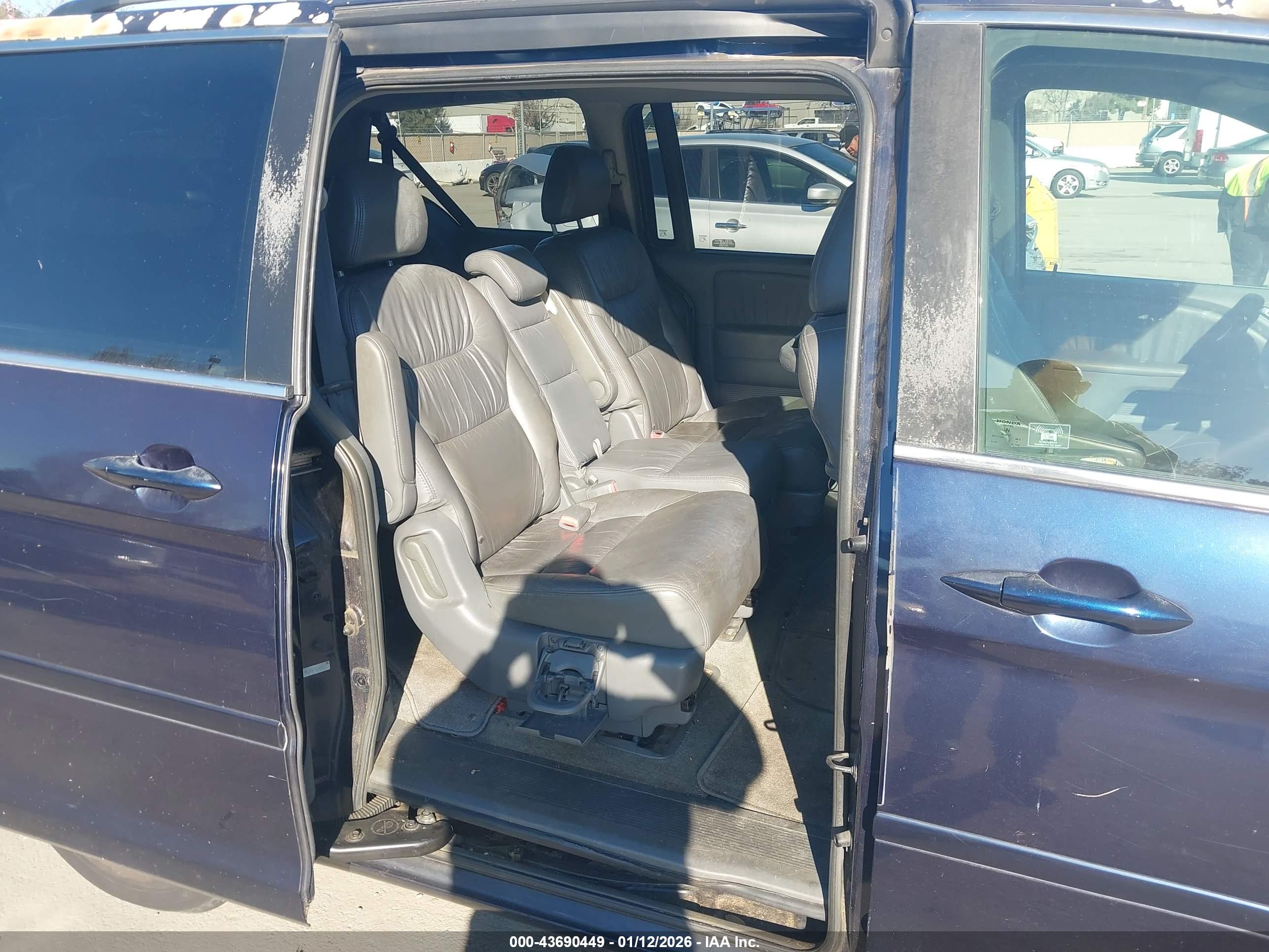 HONDA ODYSSEY image 8