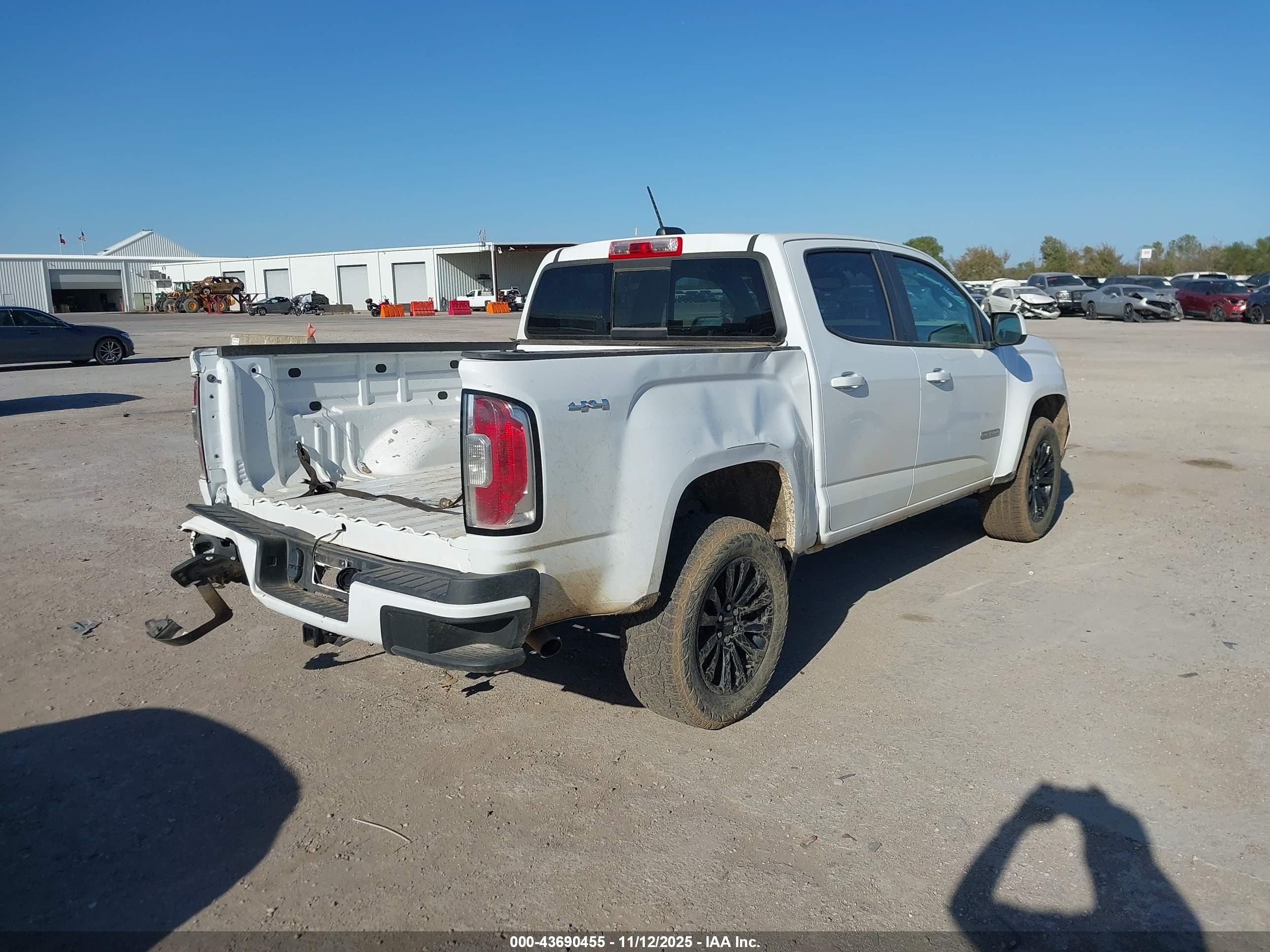 GMC CANYON image 4