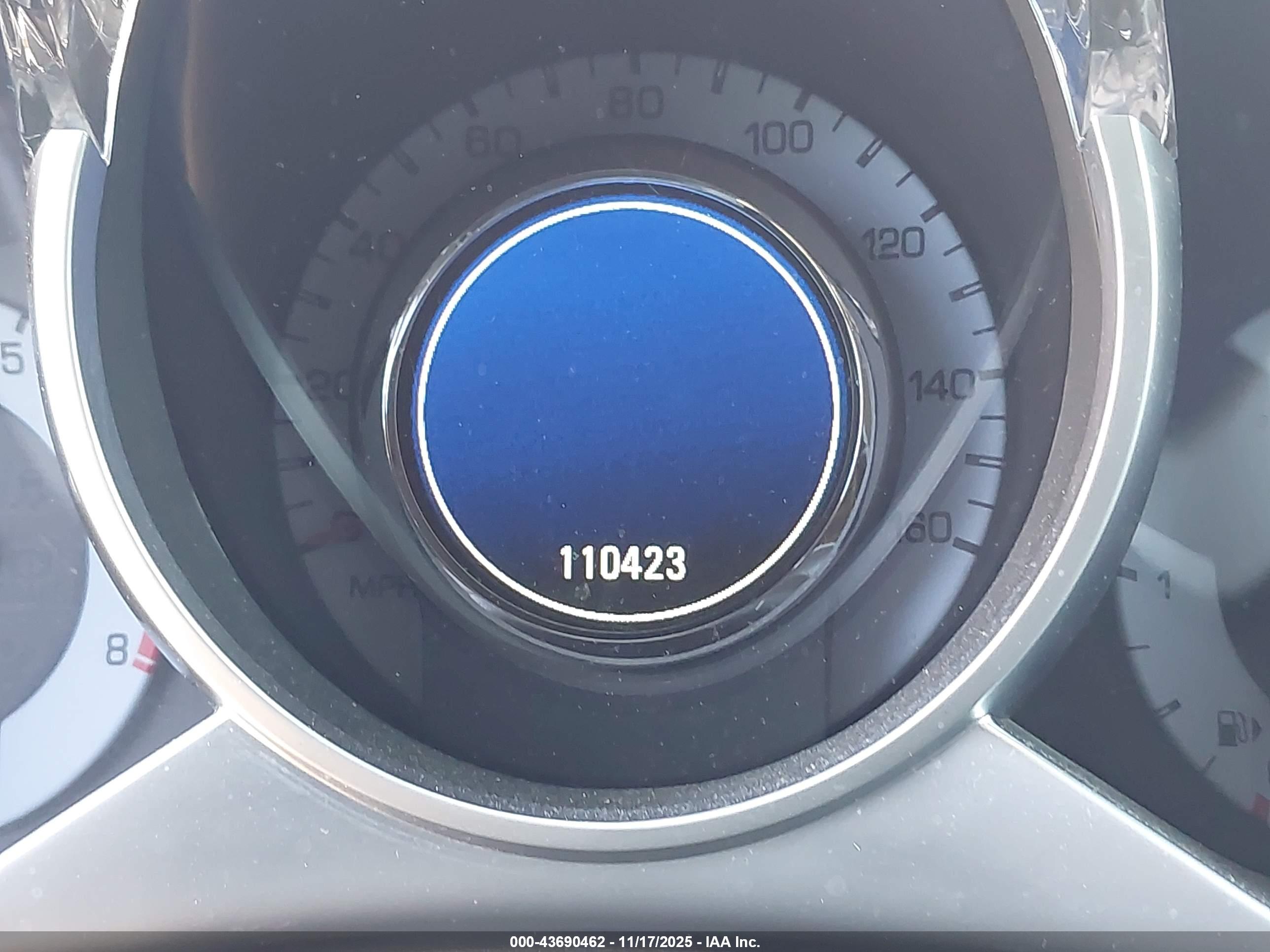 CADILLAC SRX image 7