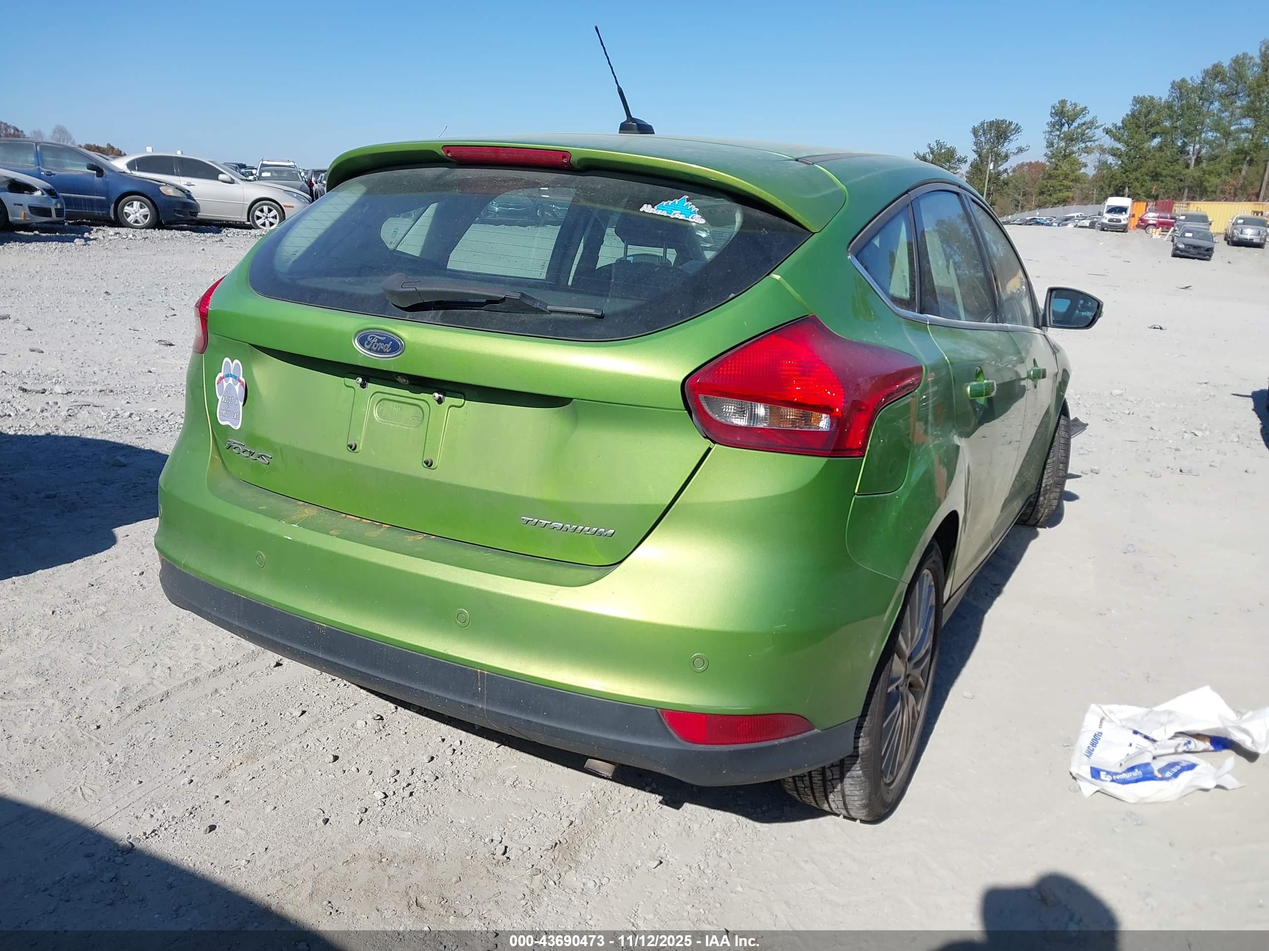 FORD FOCUS image 4