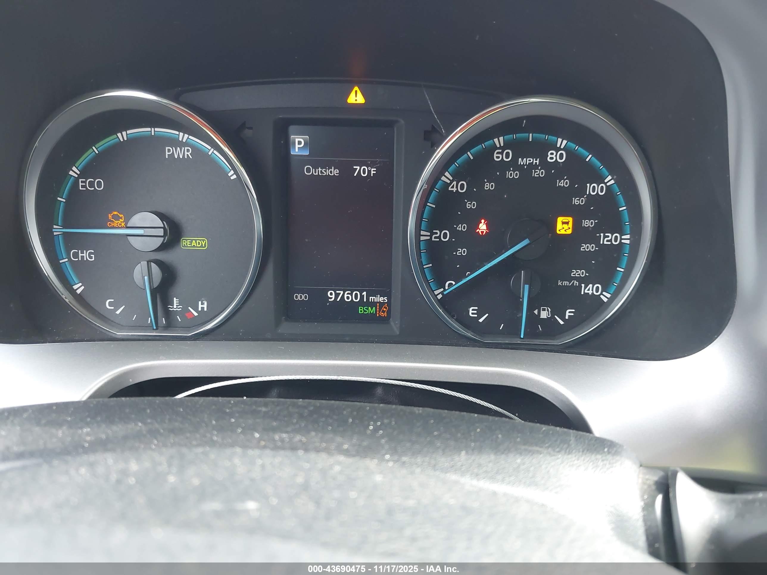 TOYOTA RAV4 image 7