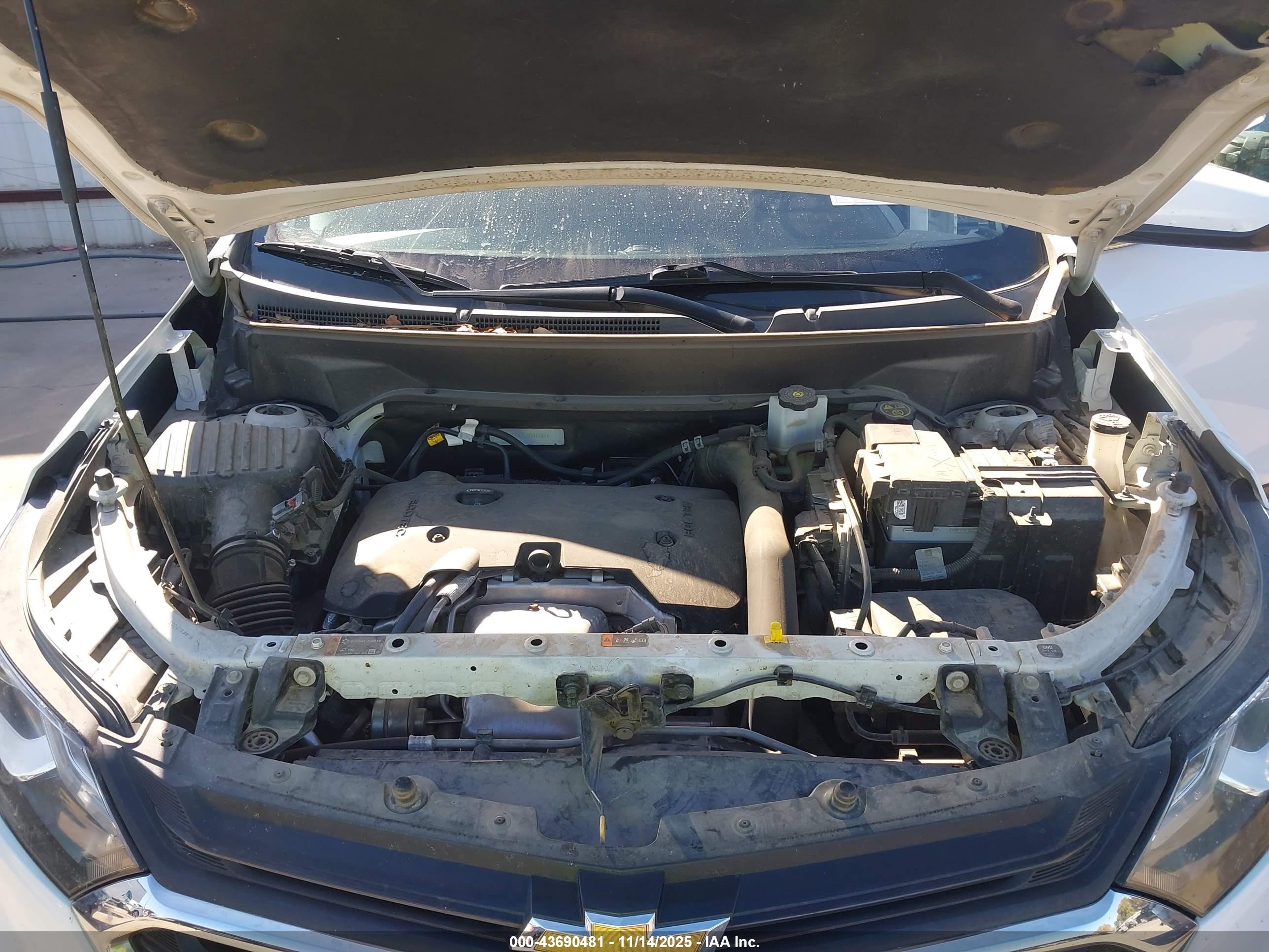 CHEVROLET EQUINOX image 10