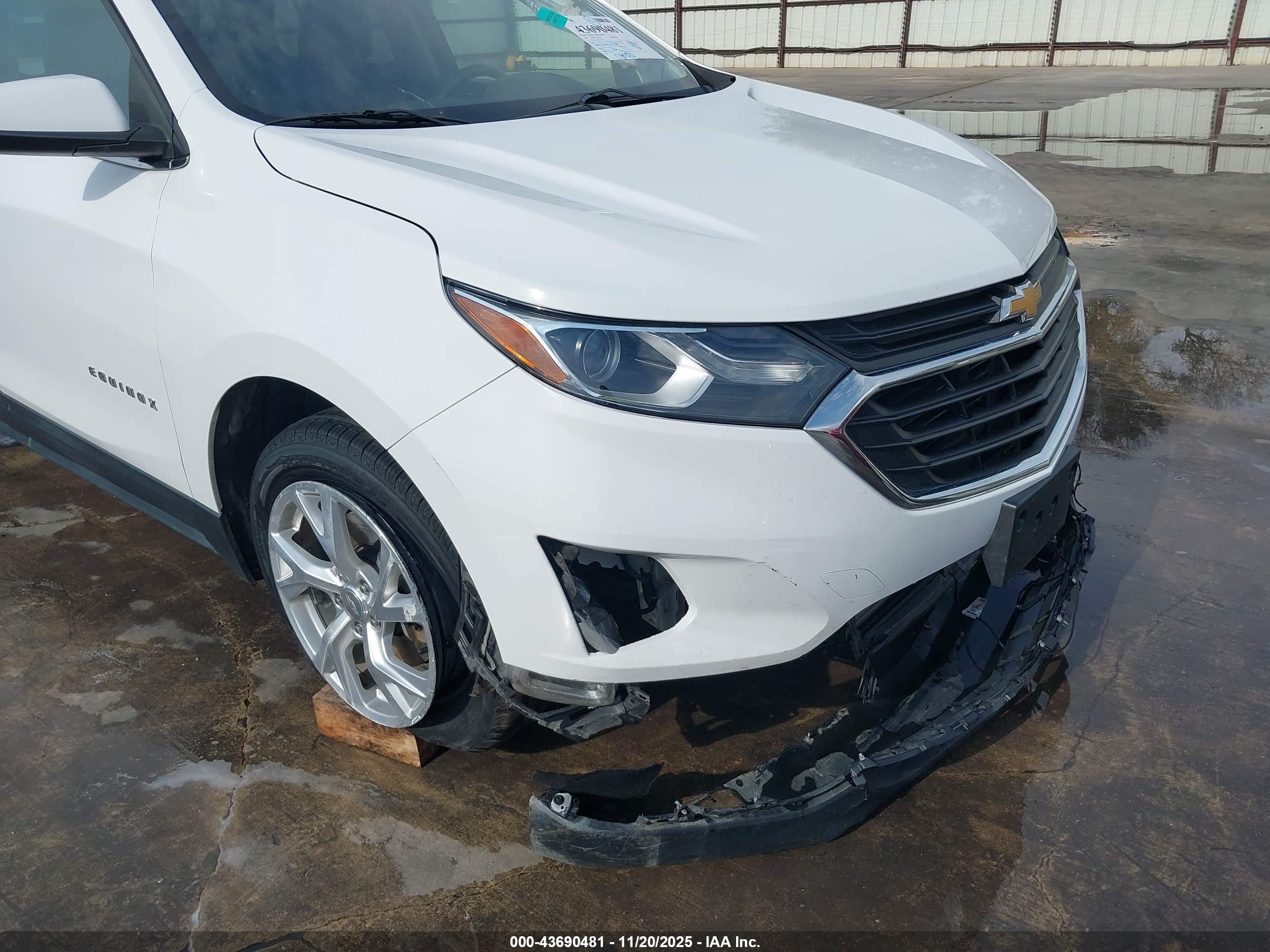 CHEVROLET EQUINOX image 6