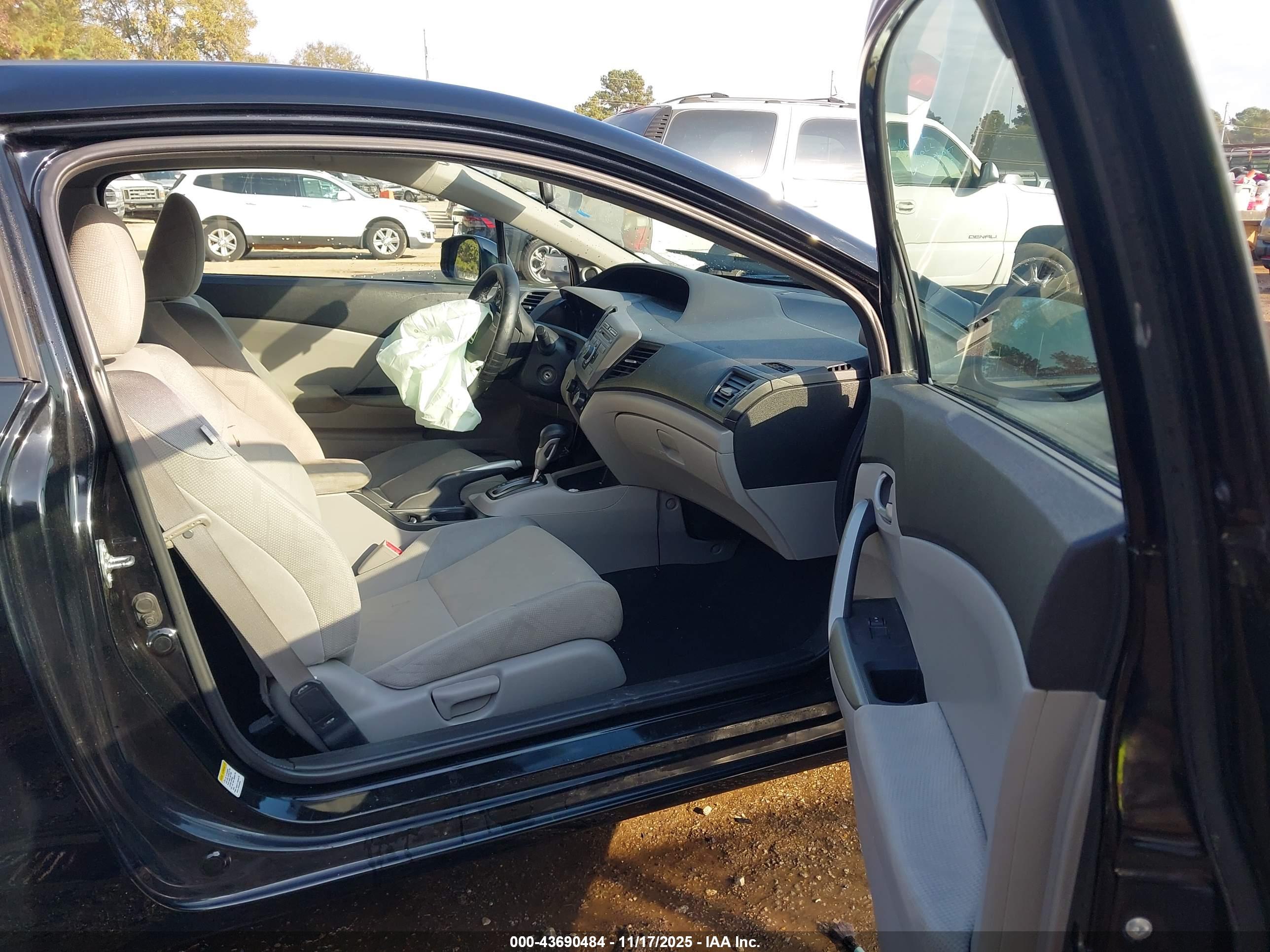 HONDA CIVIC image 5