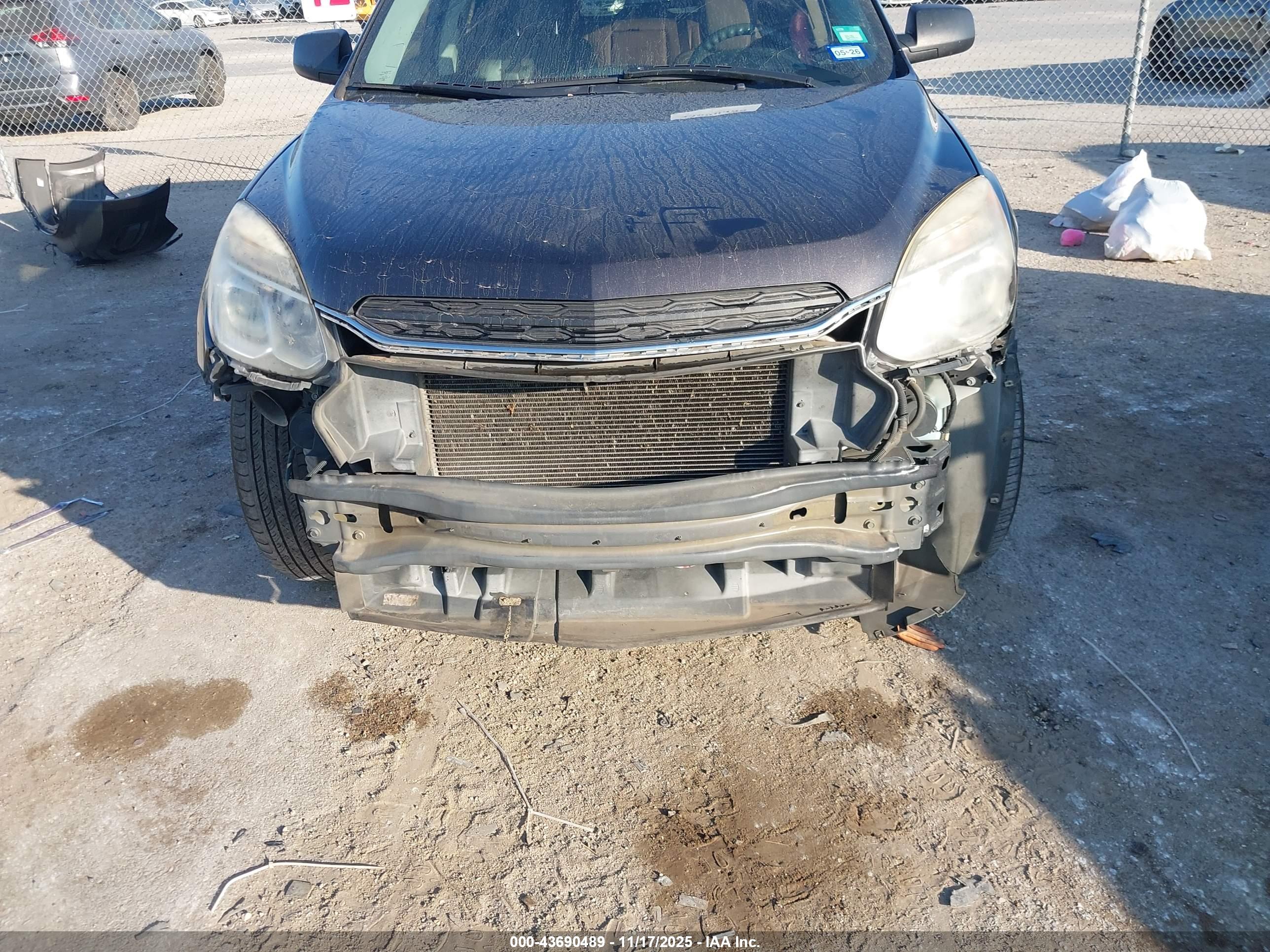 CHEVROLET EQUINOX image 6