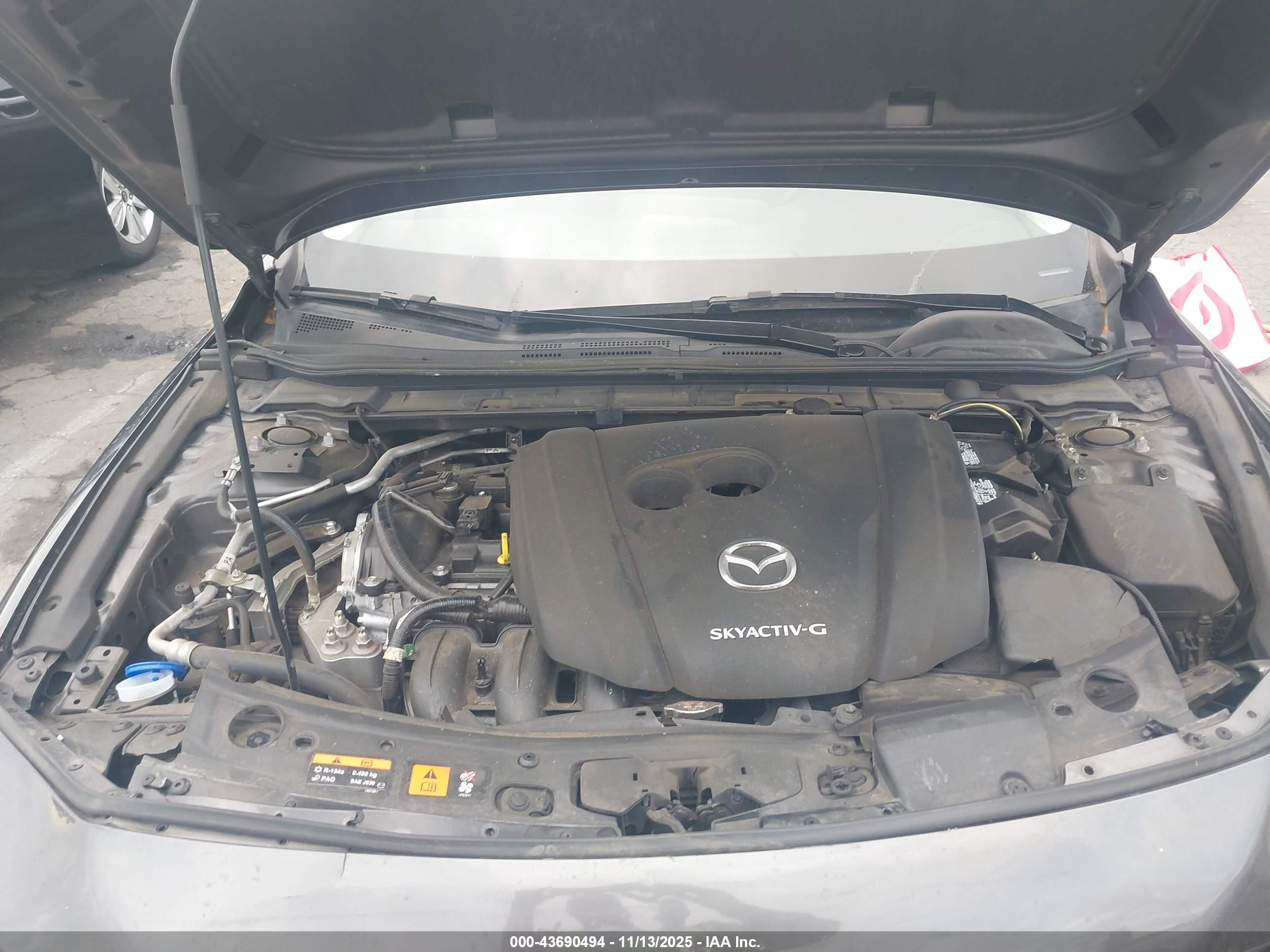 MAZDA MAZDA3 image 10