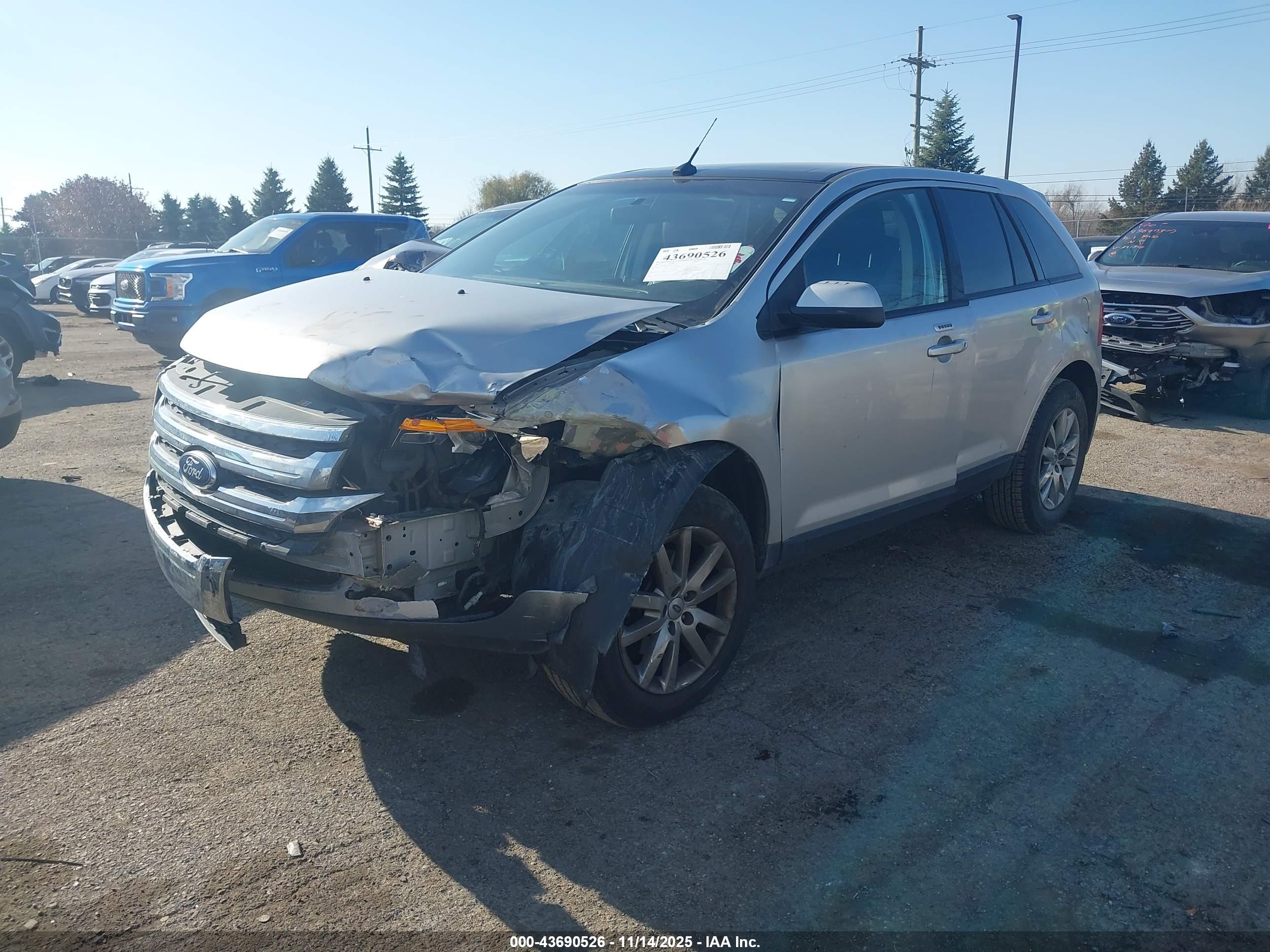 FORD EDGE image 2