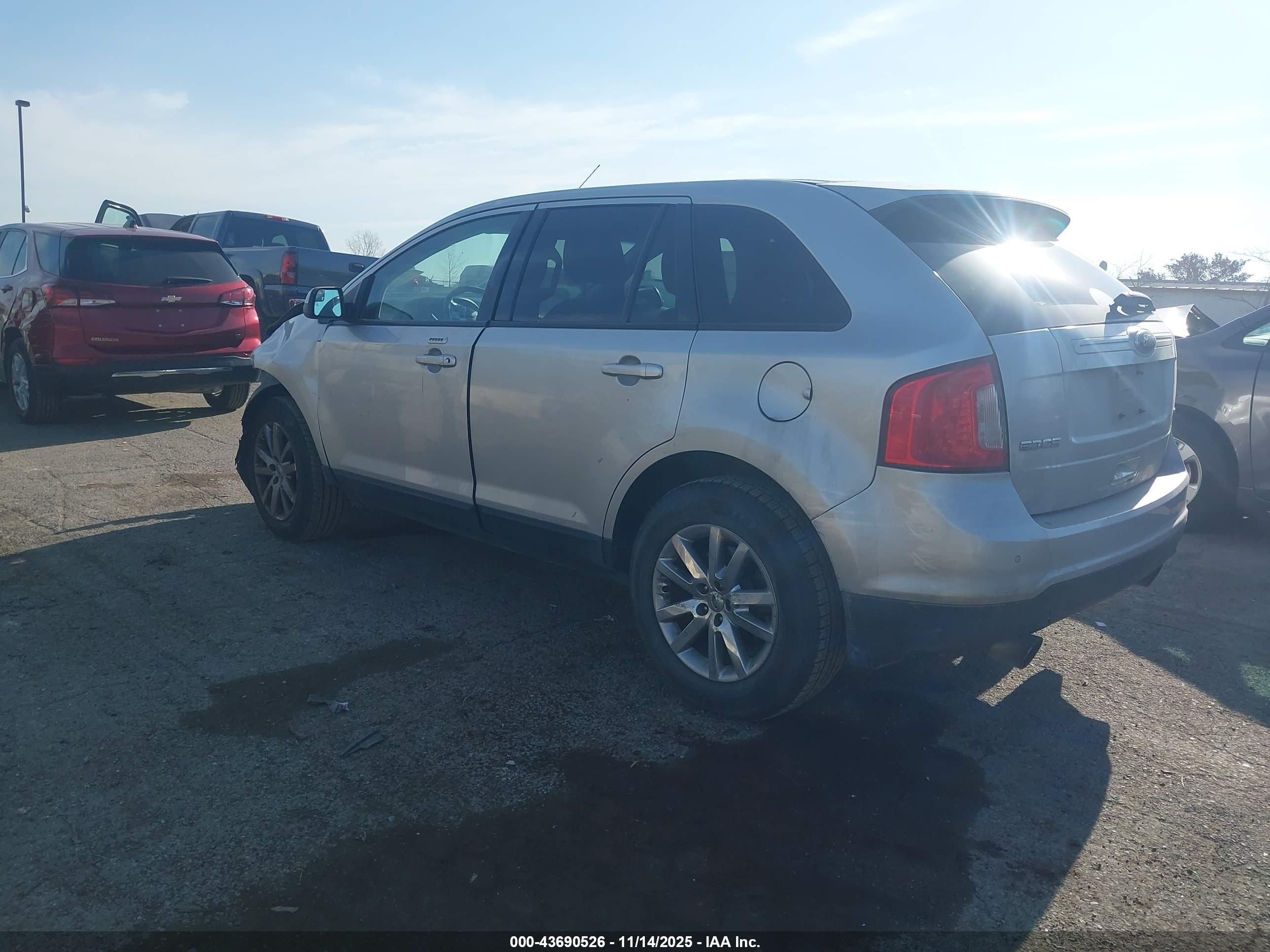 FORD EDGE image 3