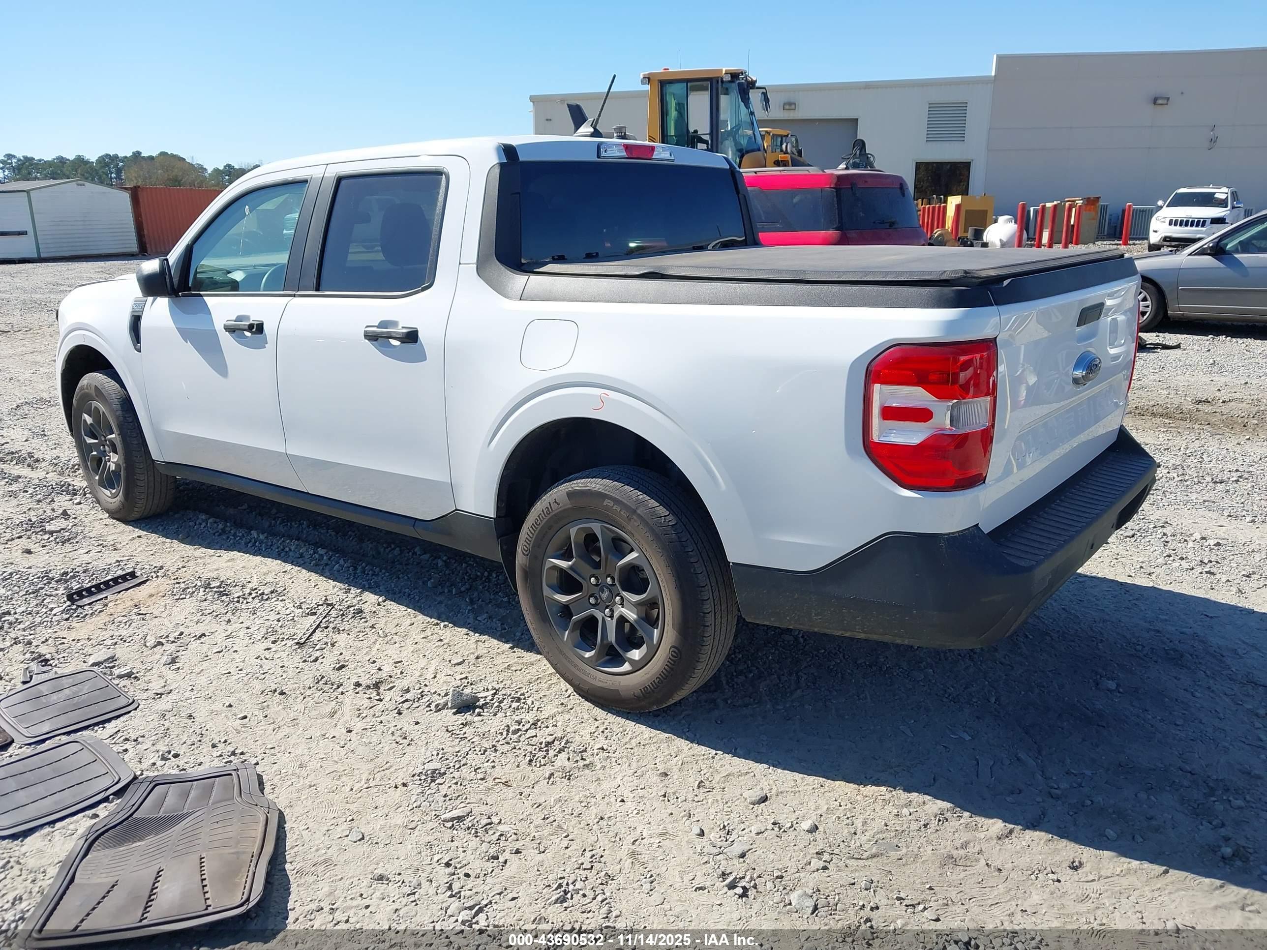 FORD MAVERICK image 3