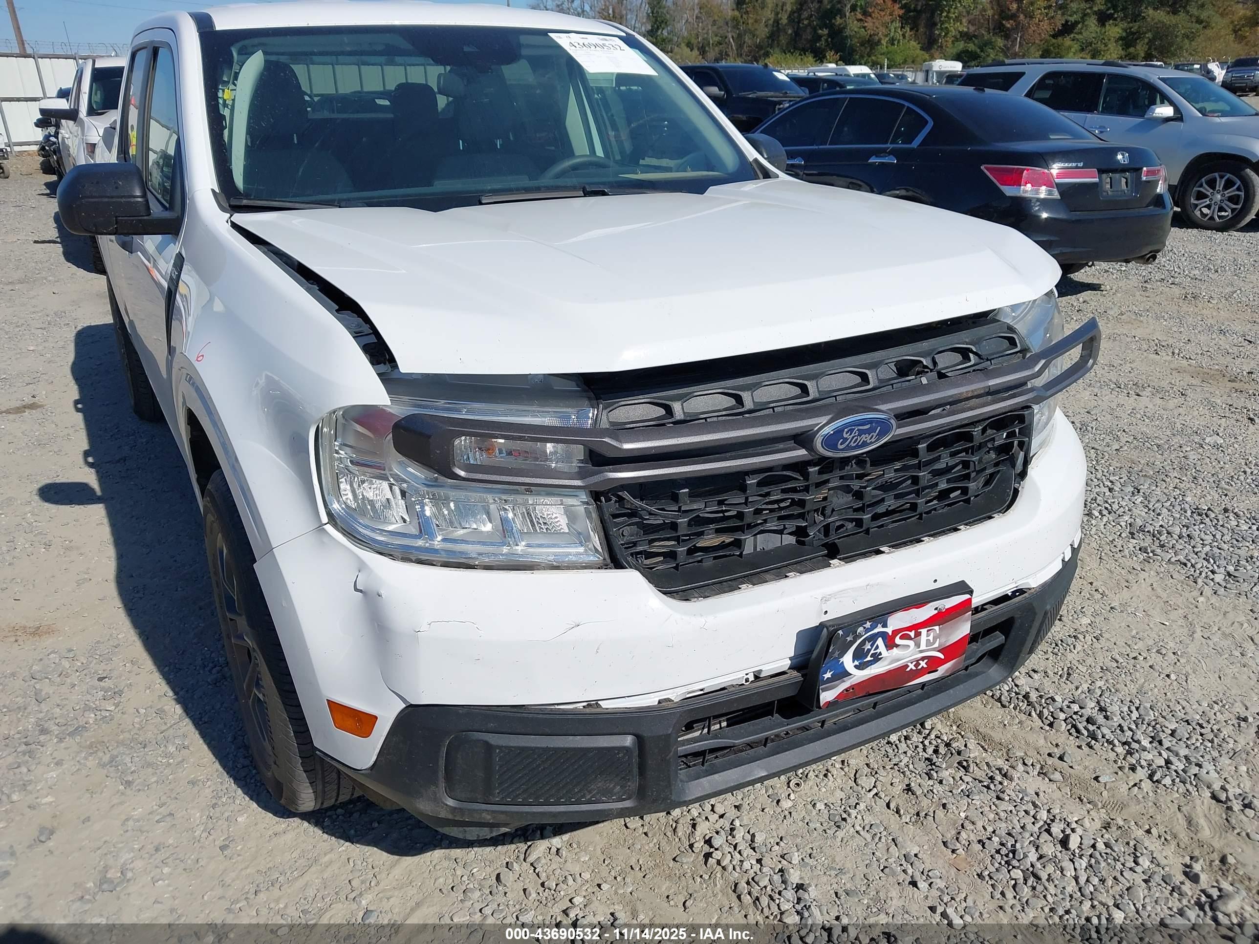 FORD MAVERICK image 6