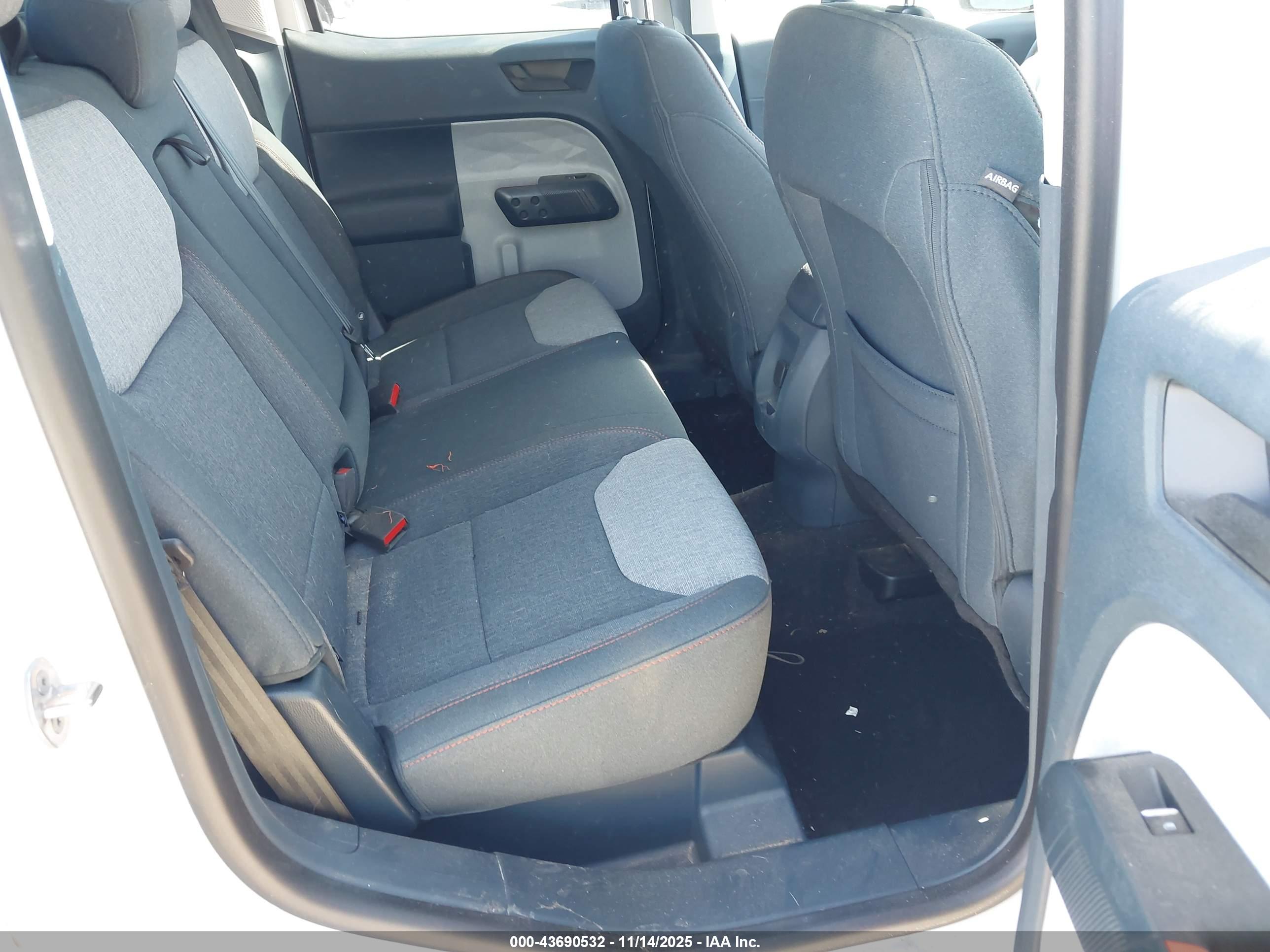 FORD MAVERICK image 8