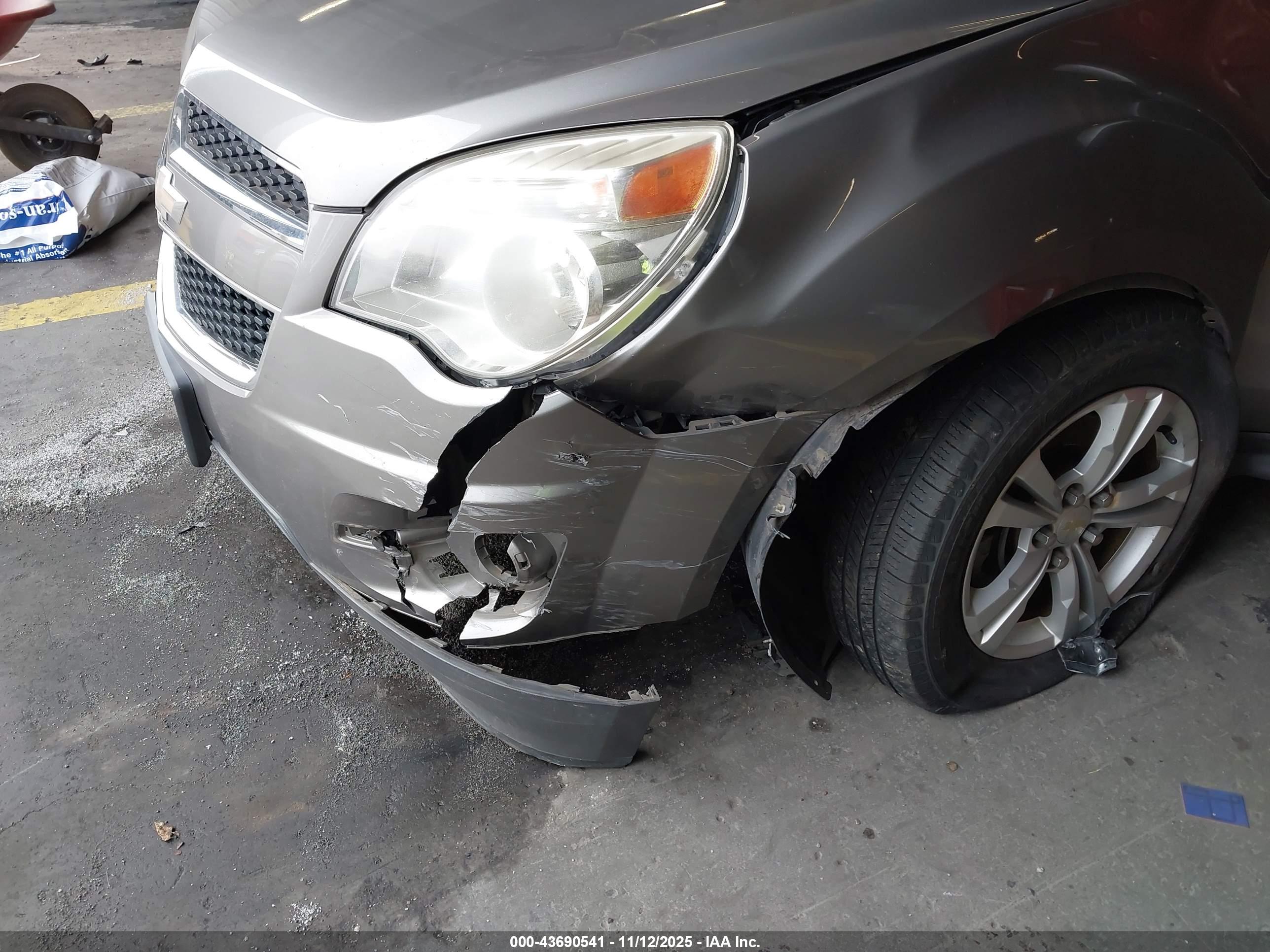 CHEVROLET EQUINOX image 6