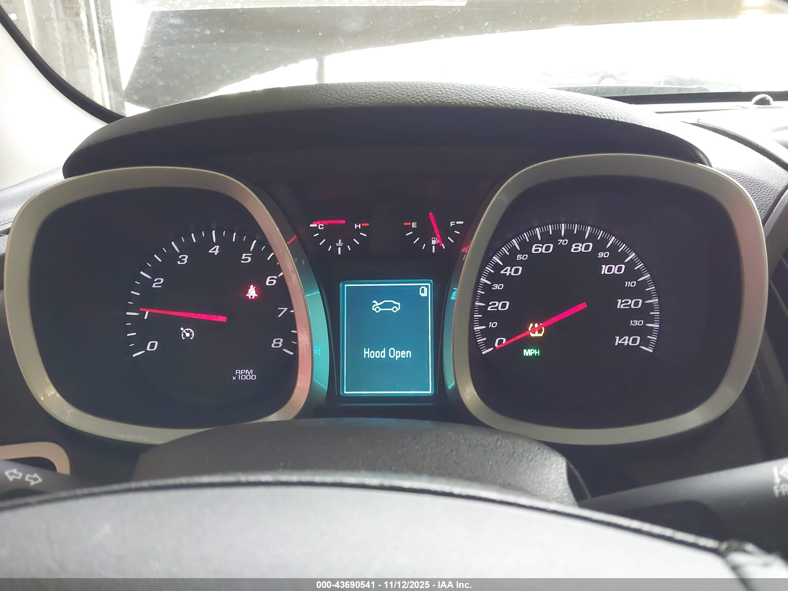 CHEVROLET EQUINOX image 7