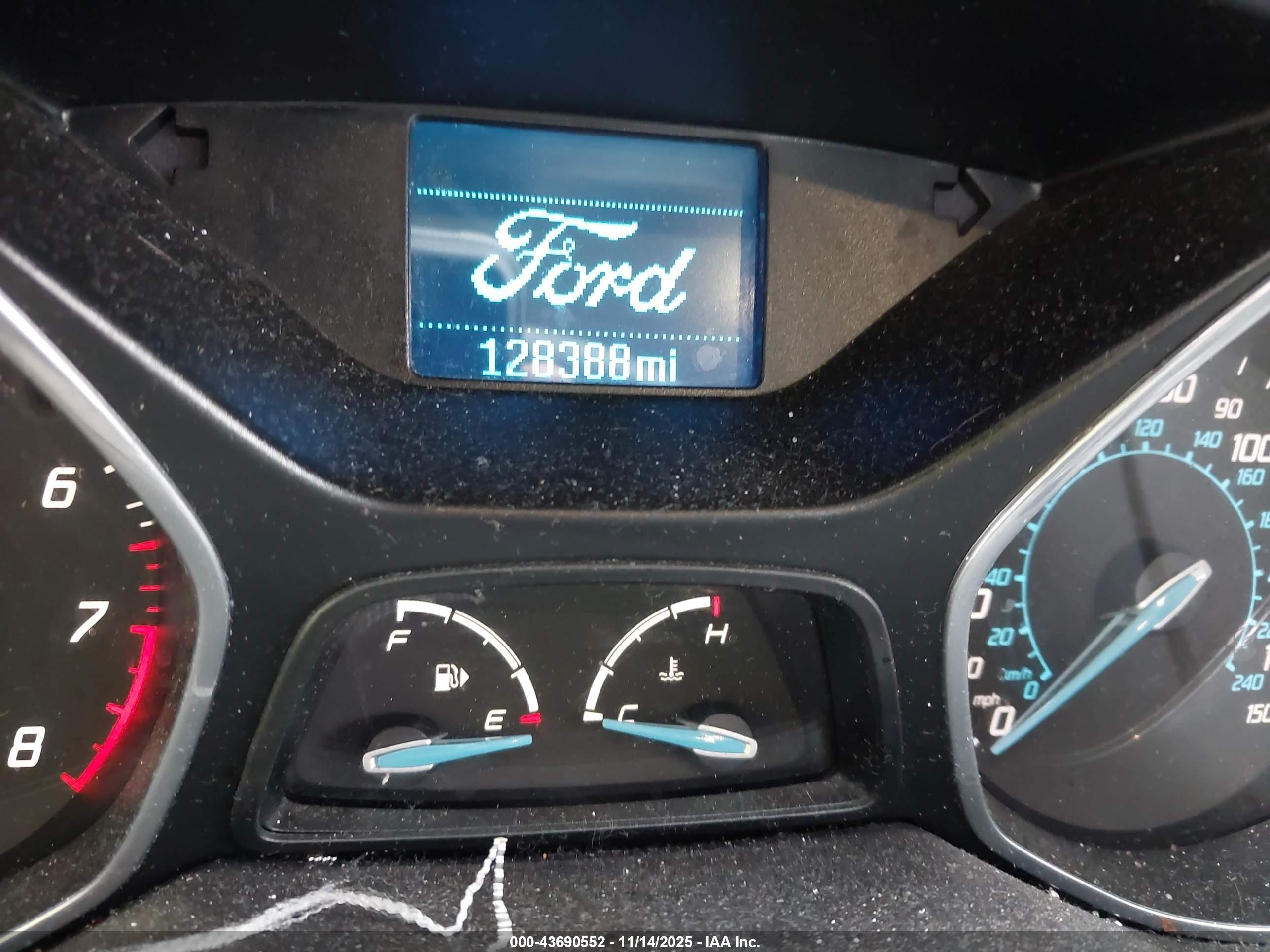 FORD FOCUS image 7